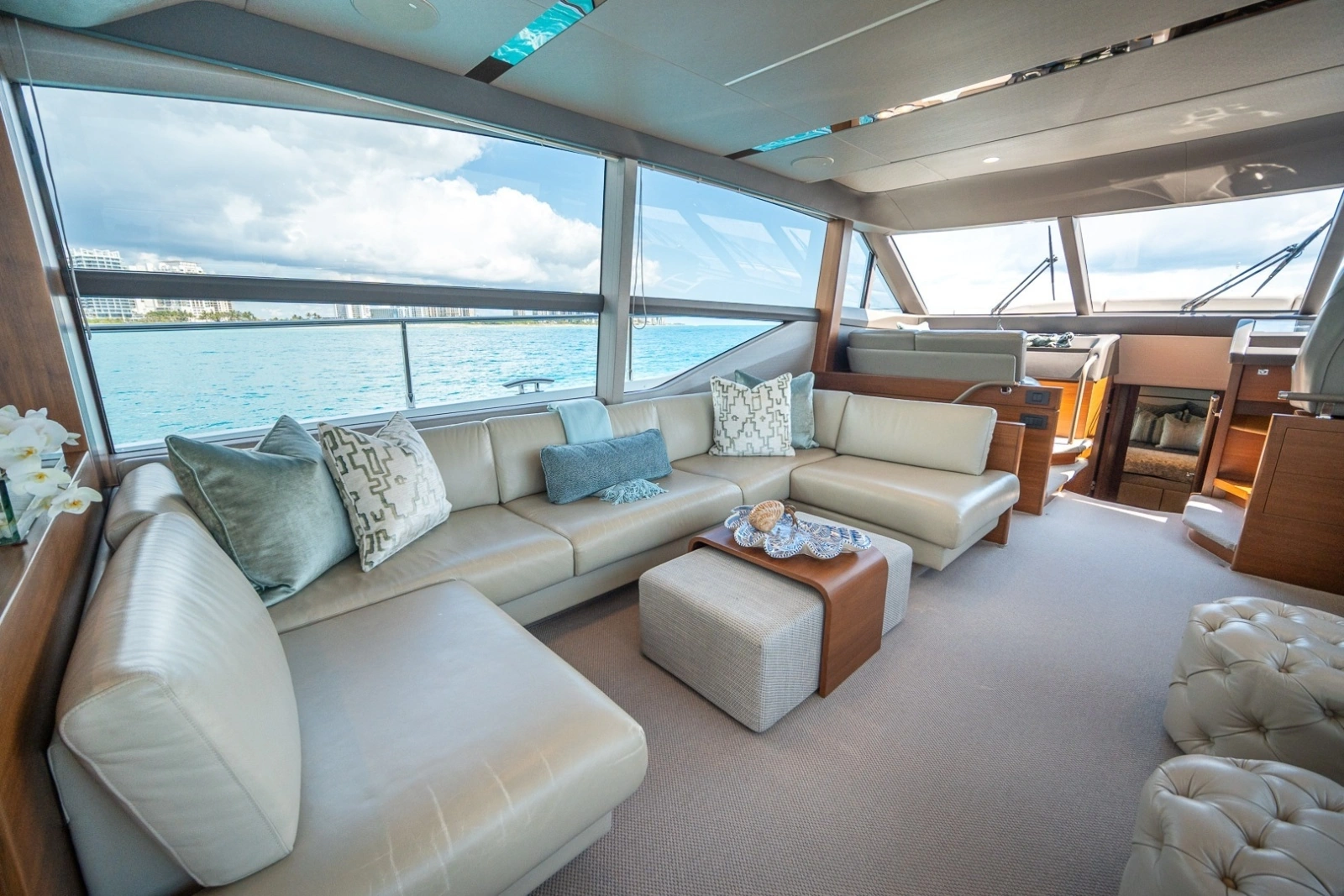 2017 Princess 68 Flybridge