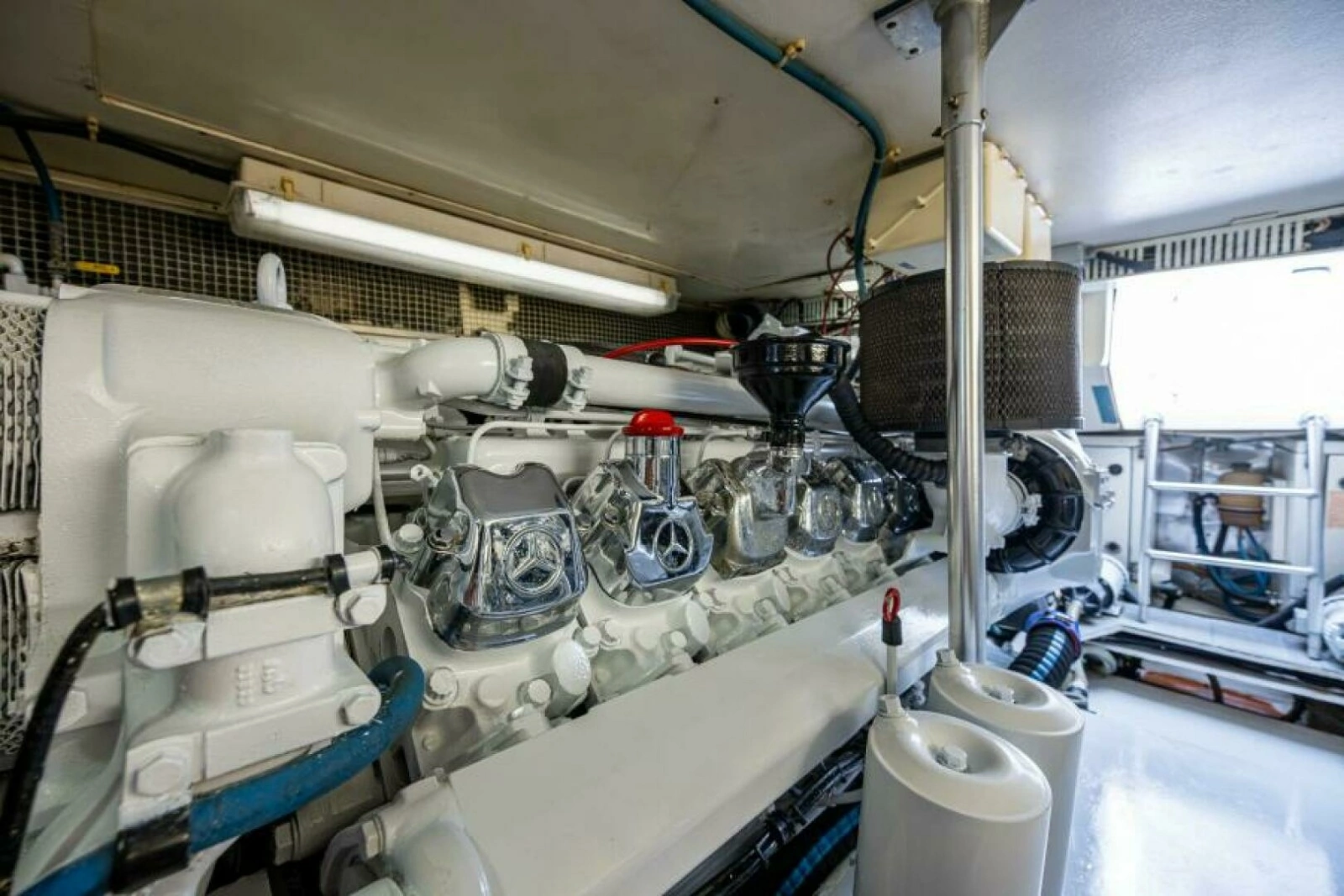 1999 Ocean Yachts 60 Convertible