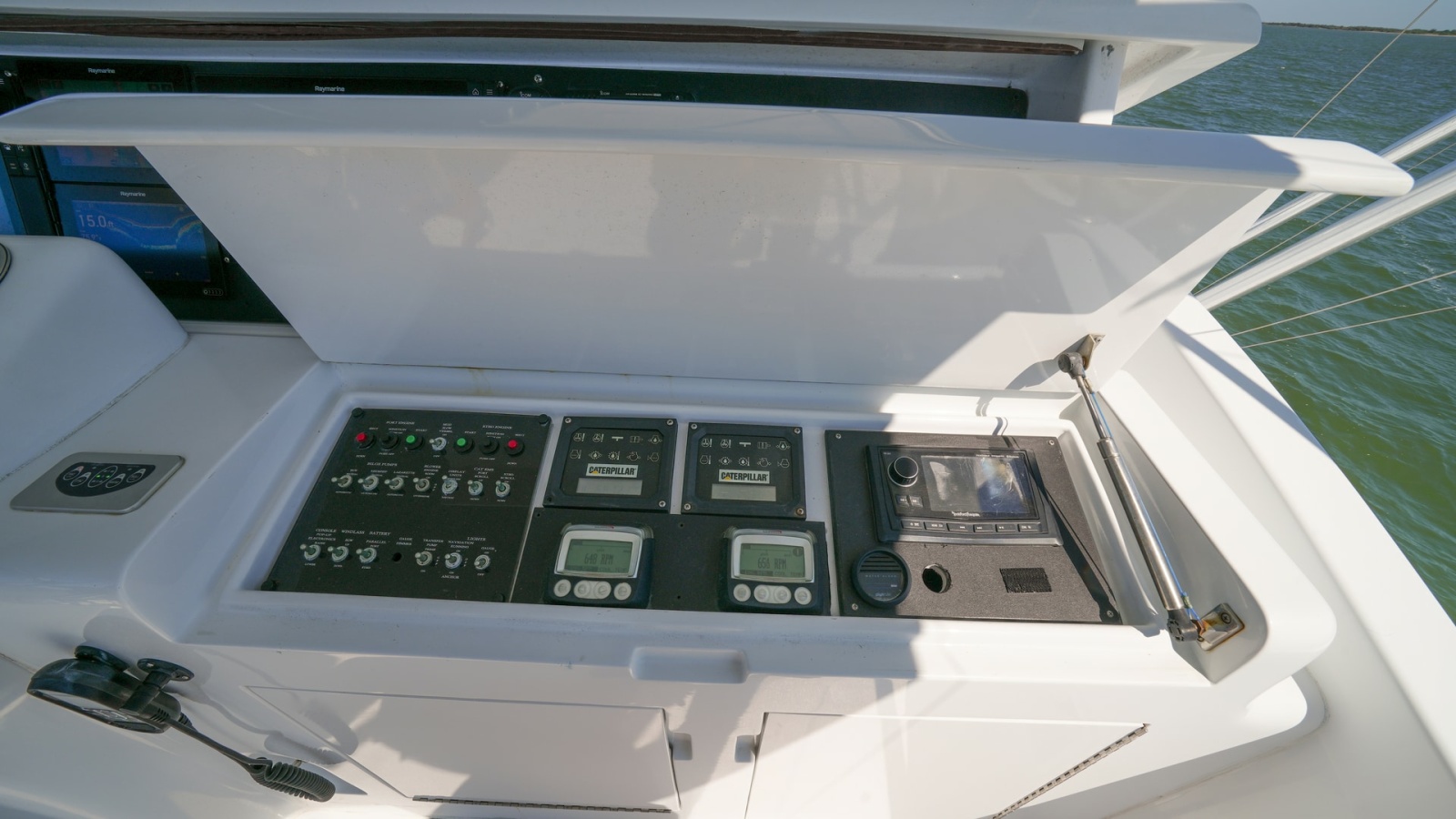 Flybridge Control Console