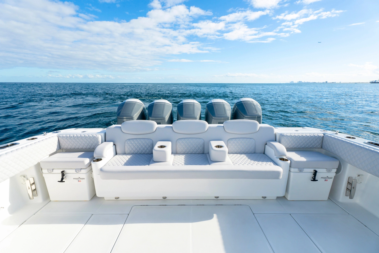 56ft HCB Yacht For Sale