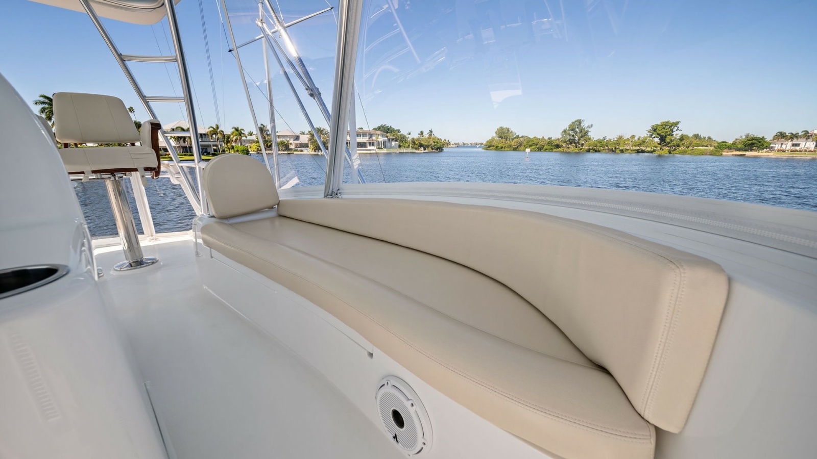 Flybridge Seating Area