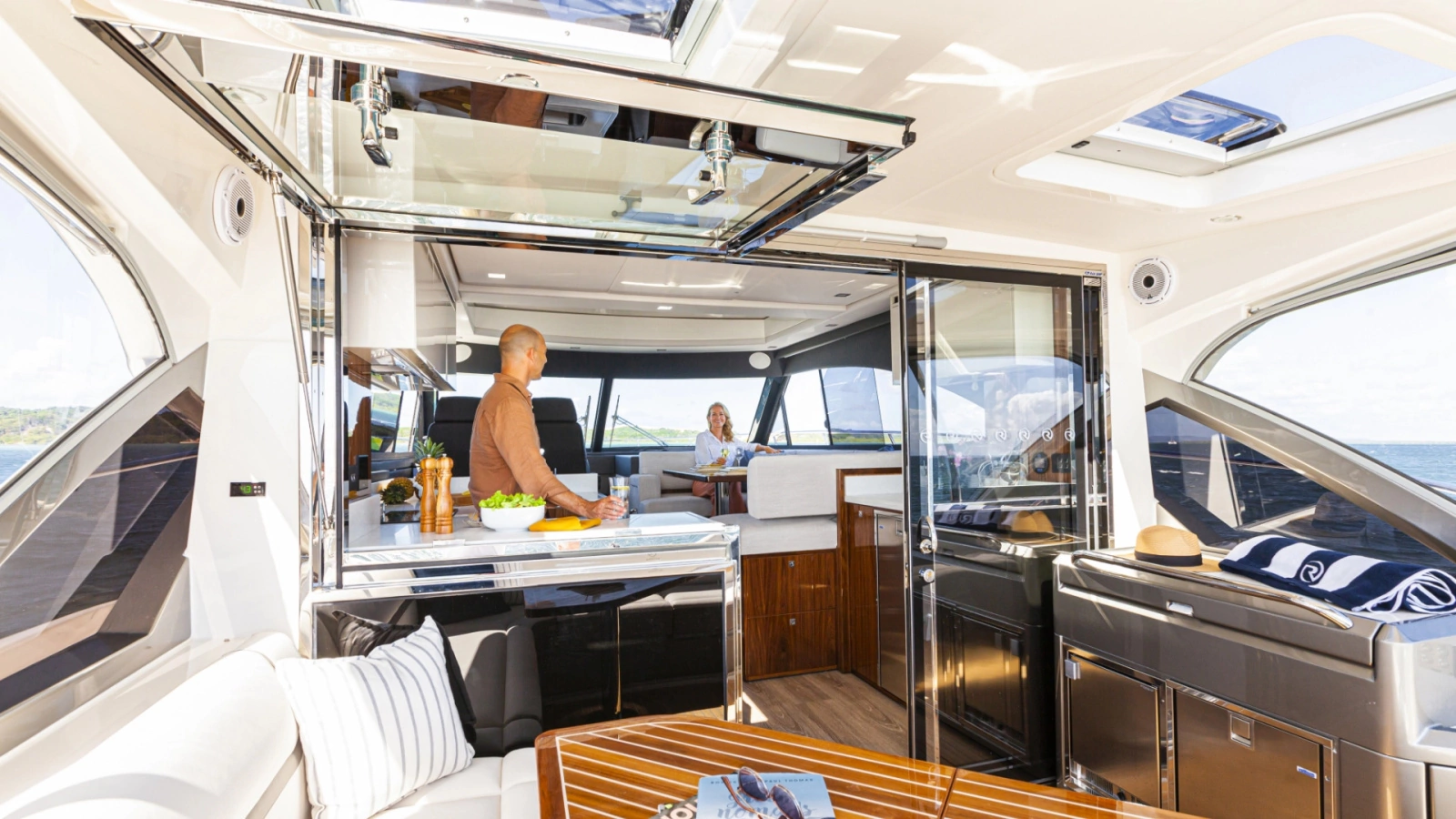 4600 Sport Yacht 46ft Riviera Yacht For Sale