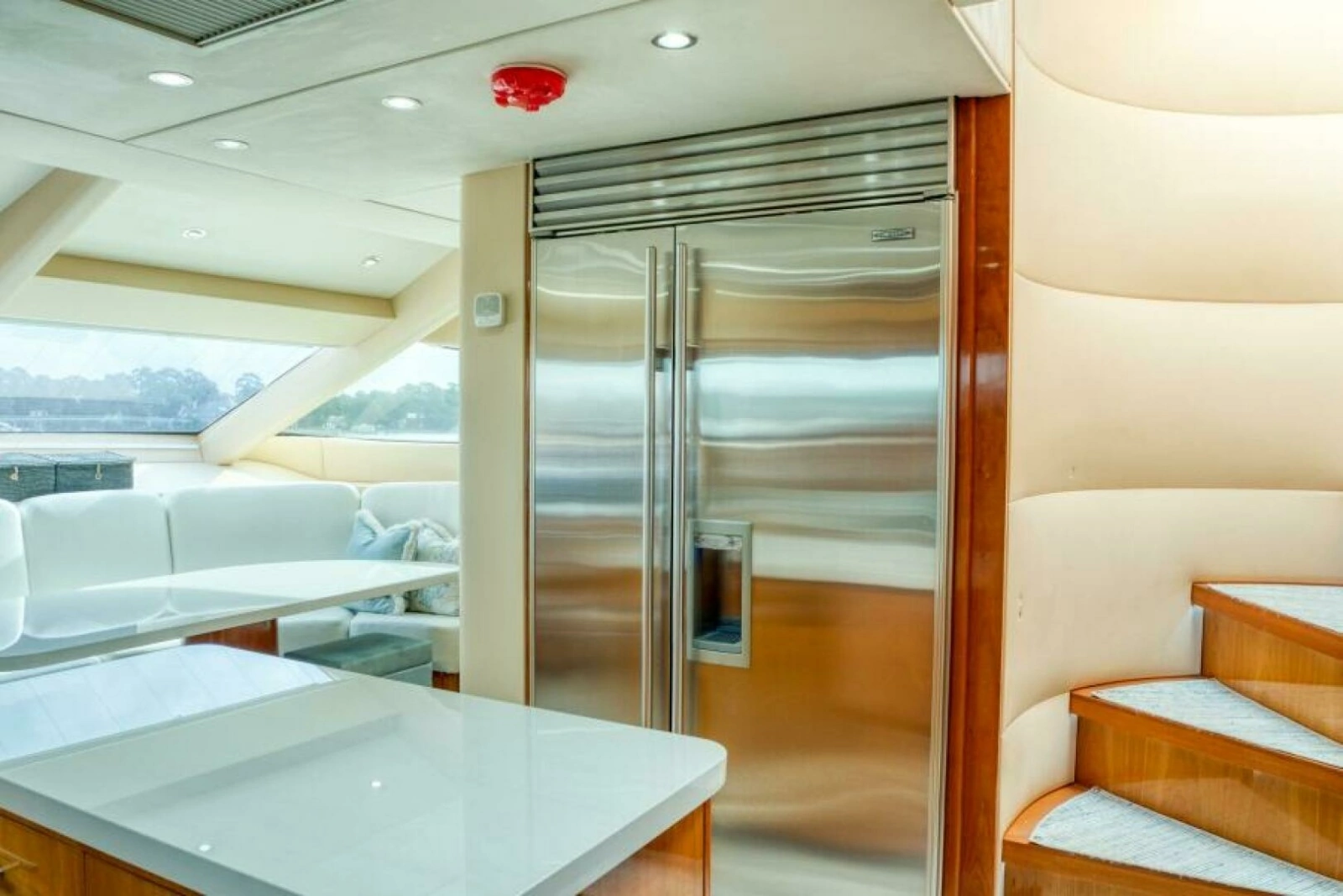 2007 Hatteras 80 Enclosed Bridge