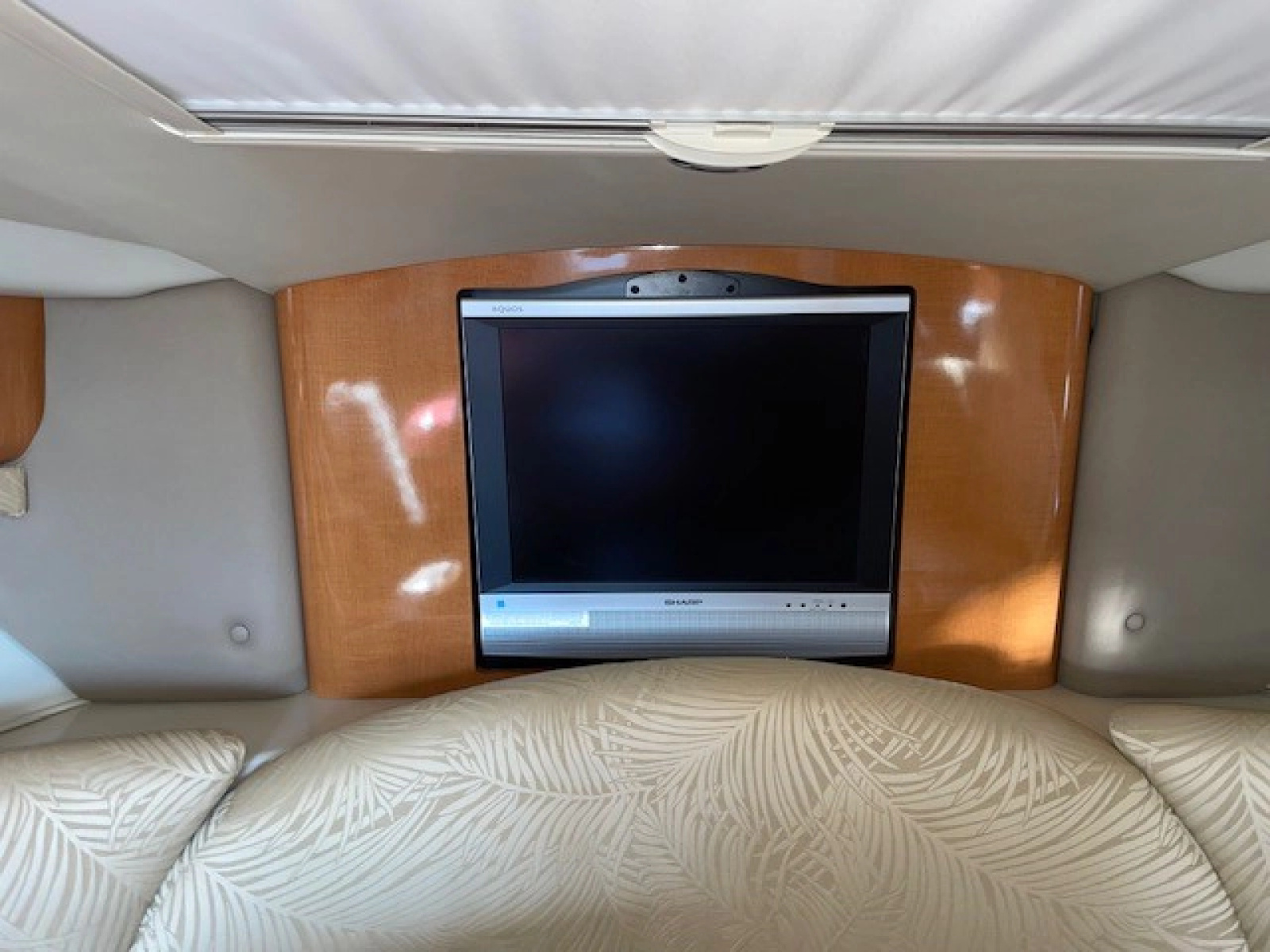 2007 Chaparral 330 Signature