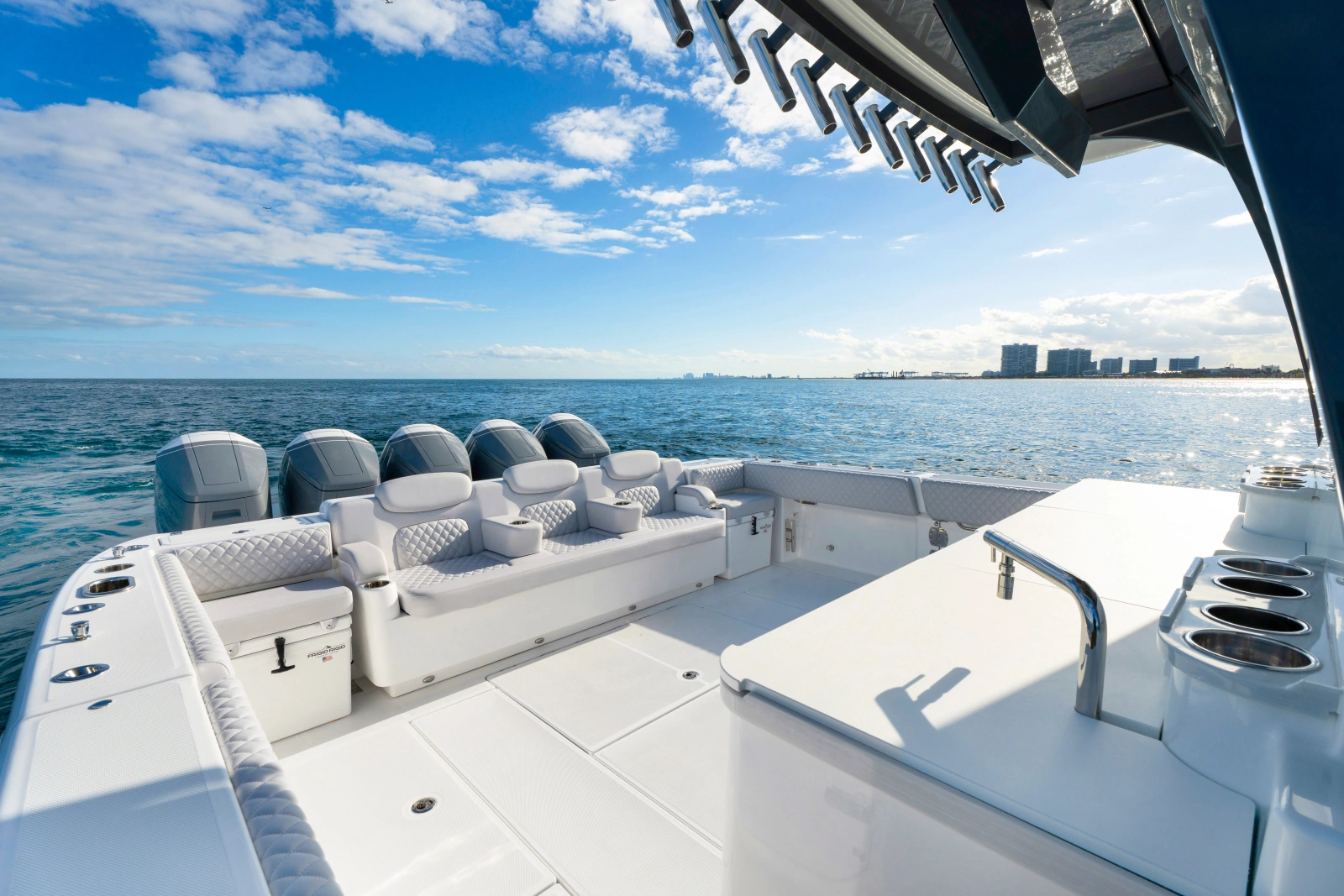 56ft HCB Yacht For Sale