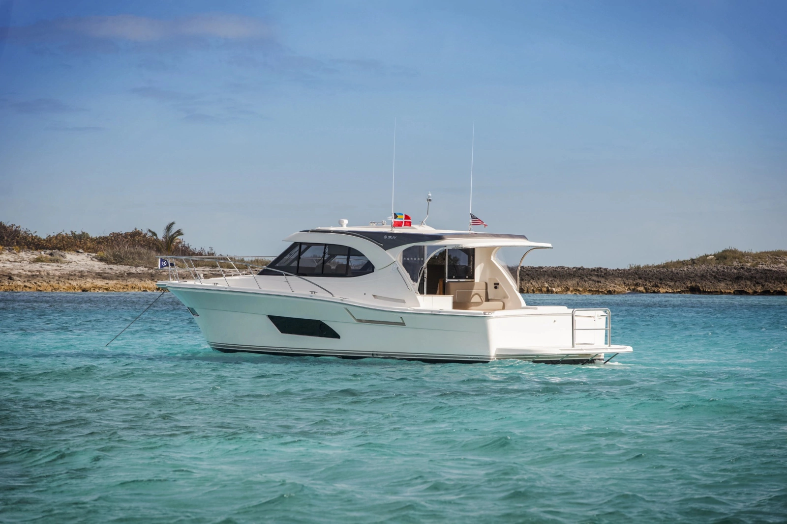 445 SUV 44ft Riviera Yacht For Sale