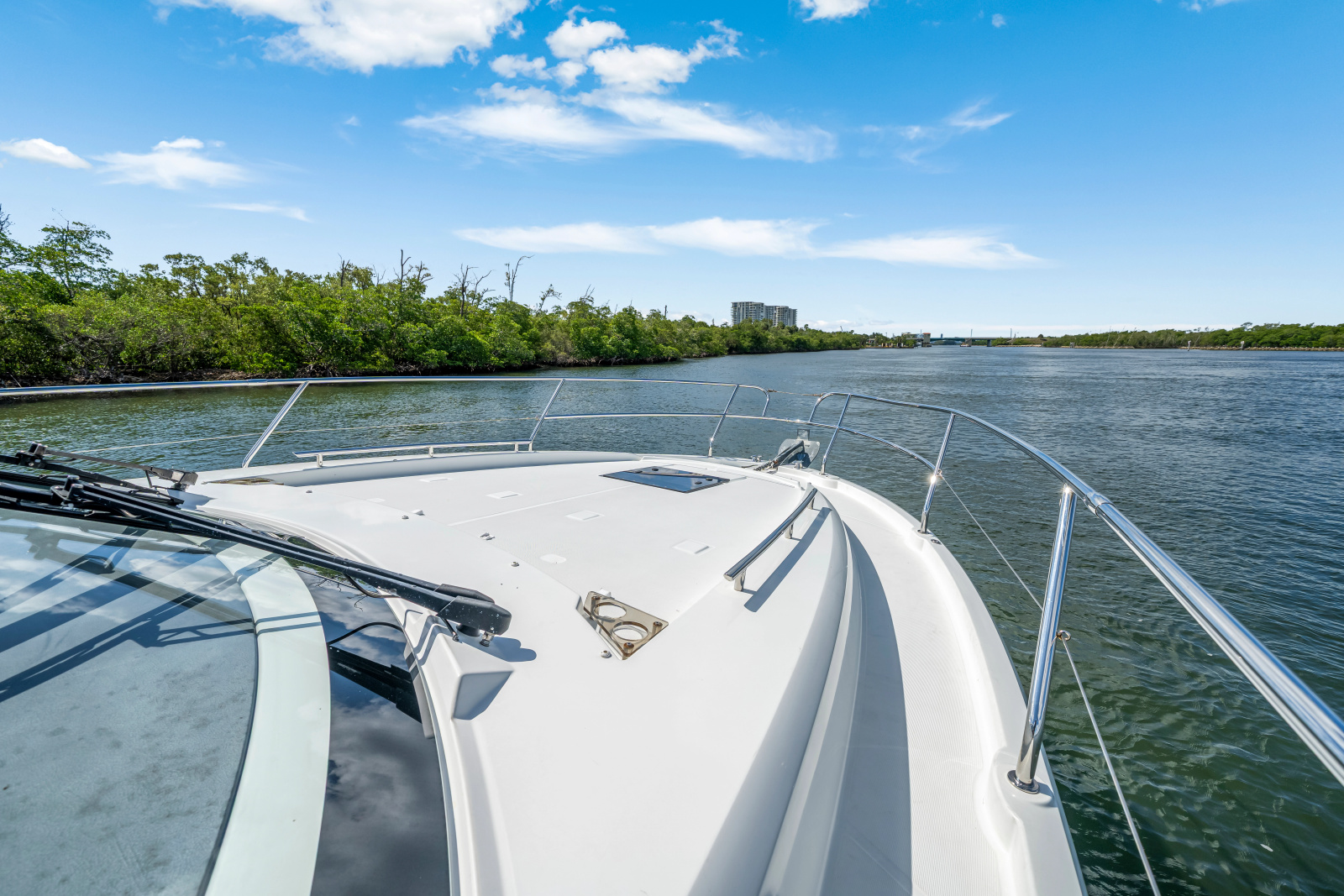 2016 Jeanneau Leader 36