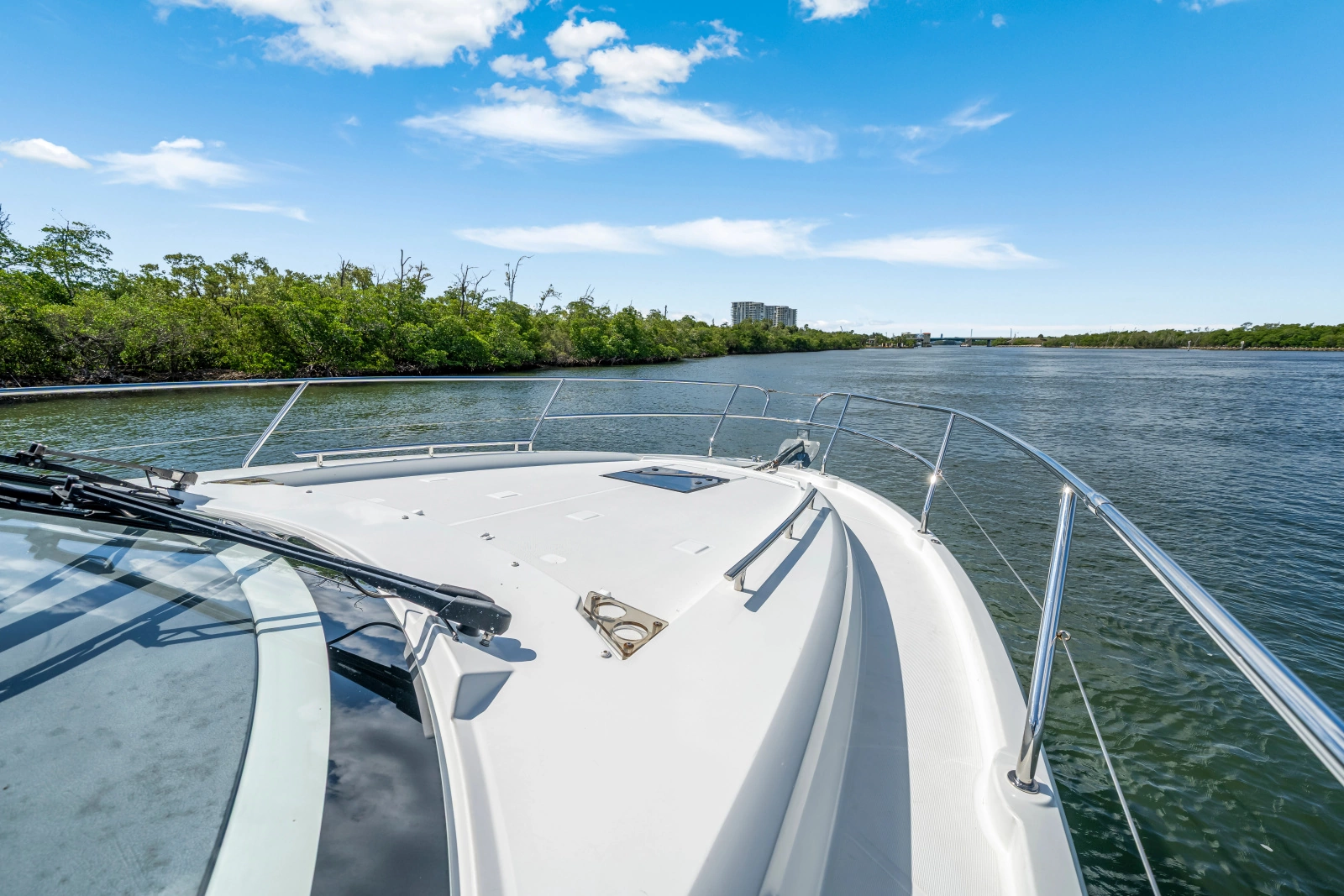 2016 Jeanneau Leader 36