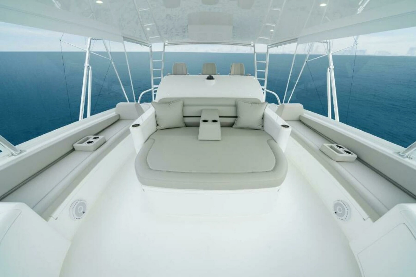 Viking 82 Convertible - Helm