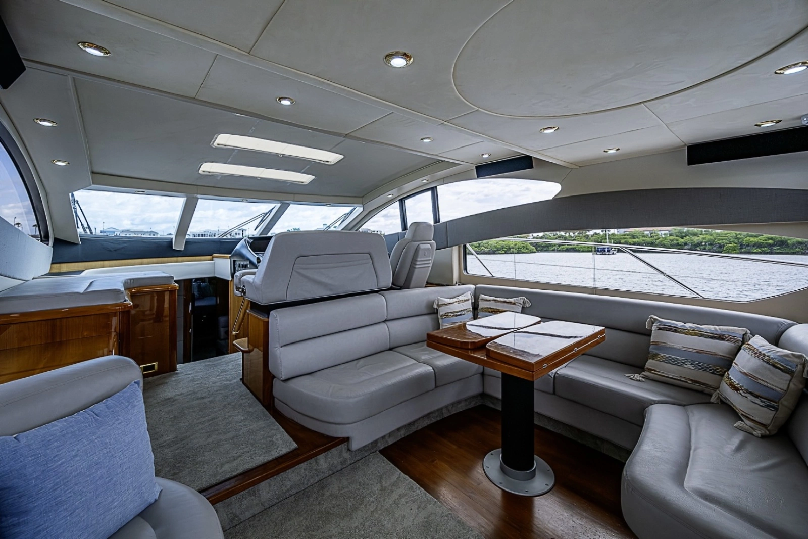 Sunseeker 62 EAGLE II - Helm