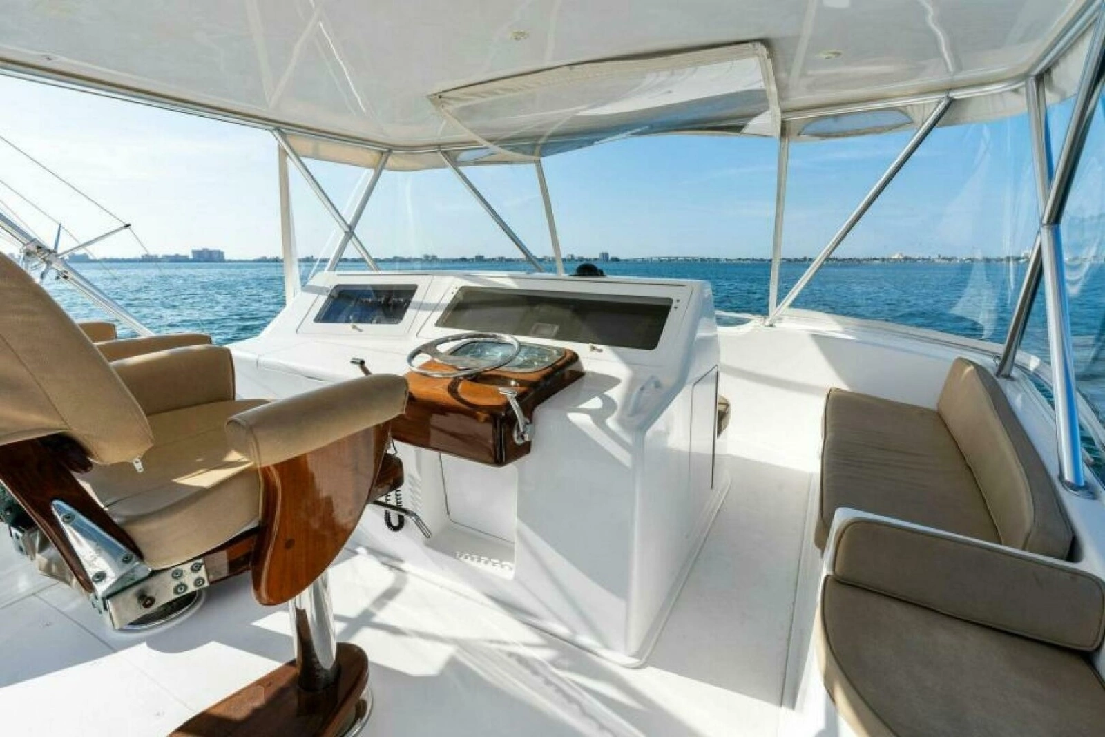 2003 Viking 48 Convertible photo 2