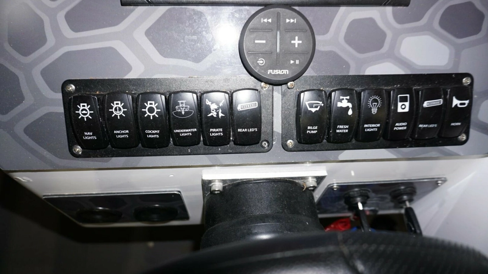 1998 32 Active Thunder 32 CC Ms. Rita Helm  (6)