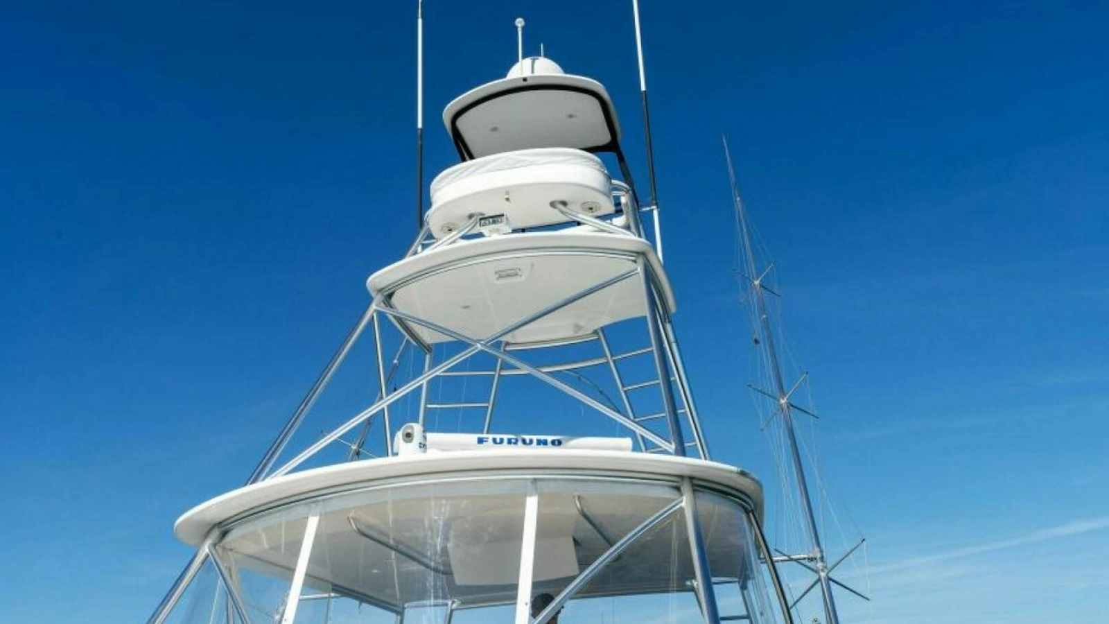 Tower with Flybridge and Antennas