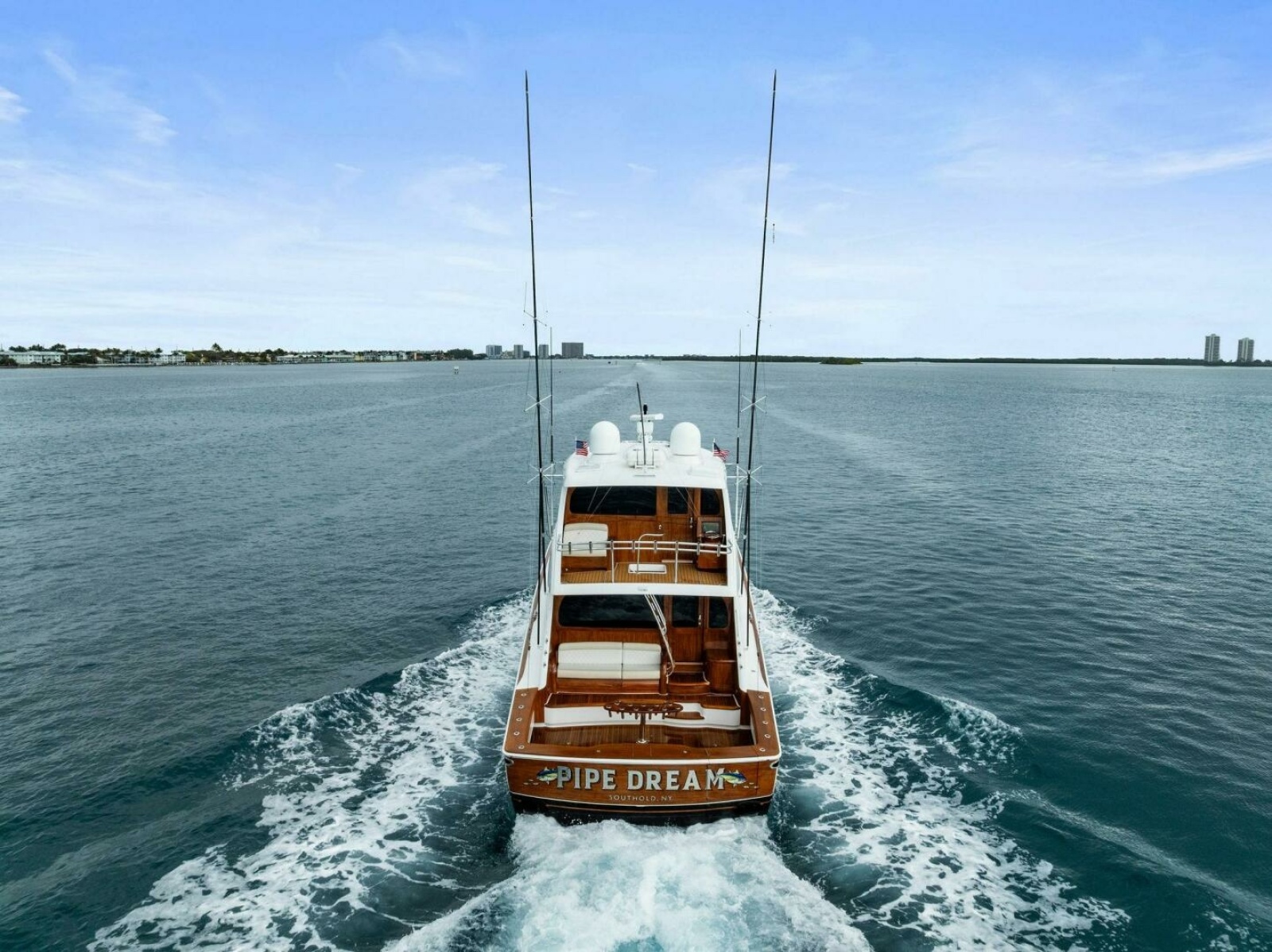 68' 2022 Viking 68 Enclosed Bridge