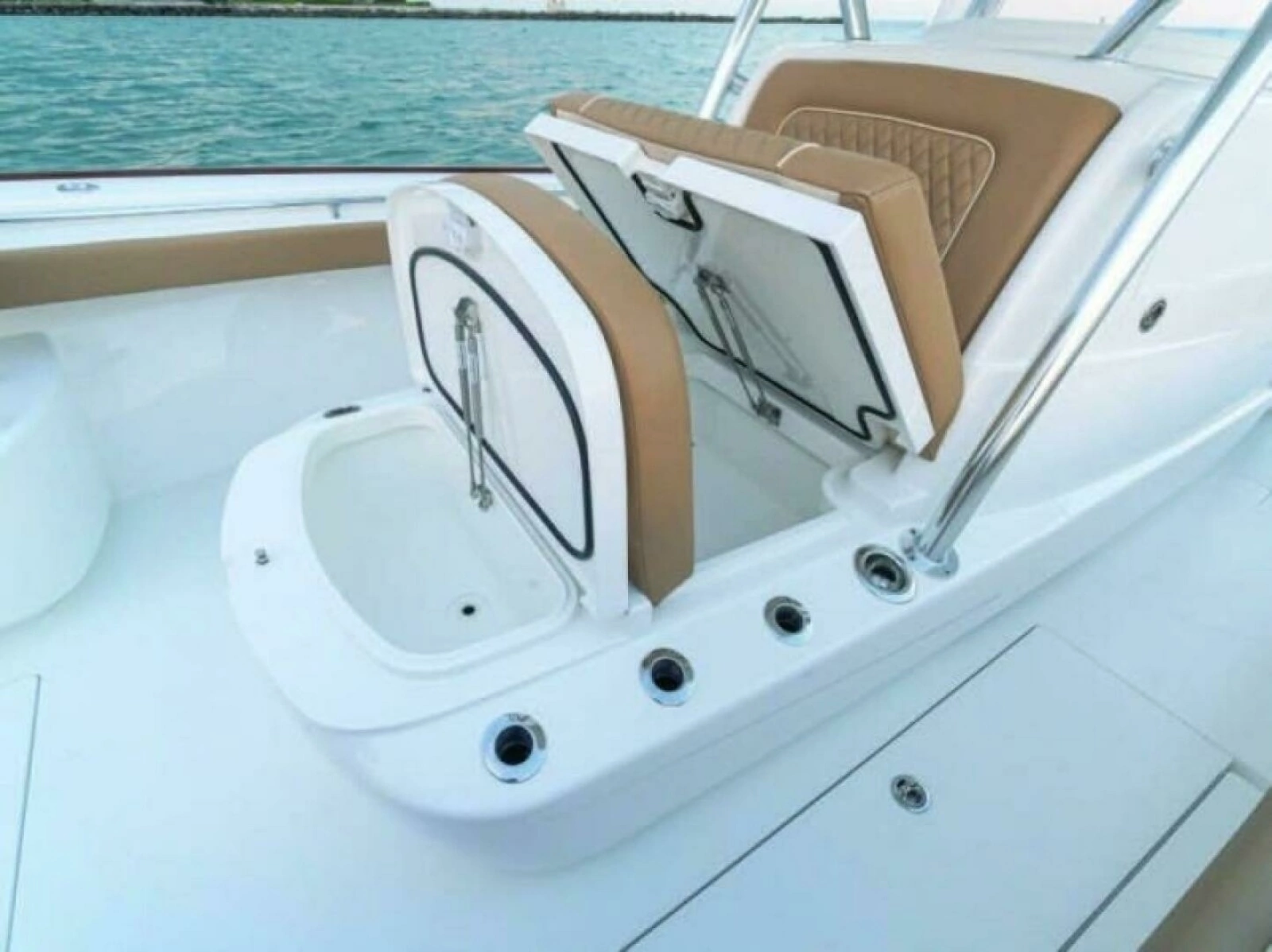 New V-37 Valhalla Boatworks Center Console