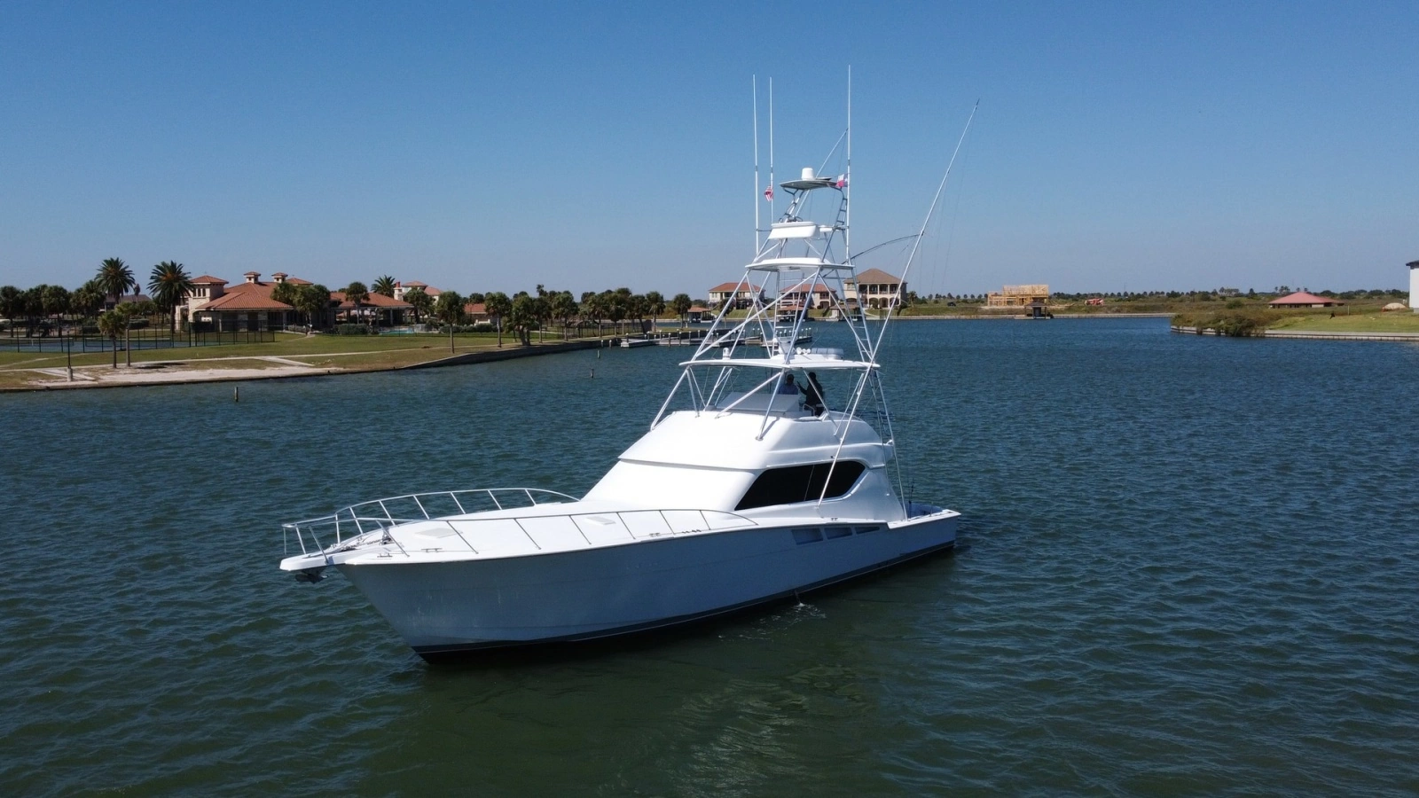 Exterior View of Hatteras 60 Convertible