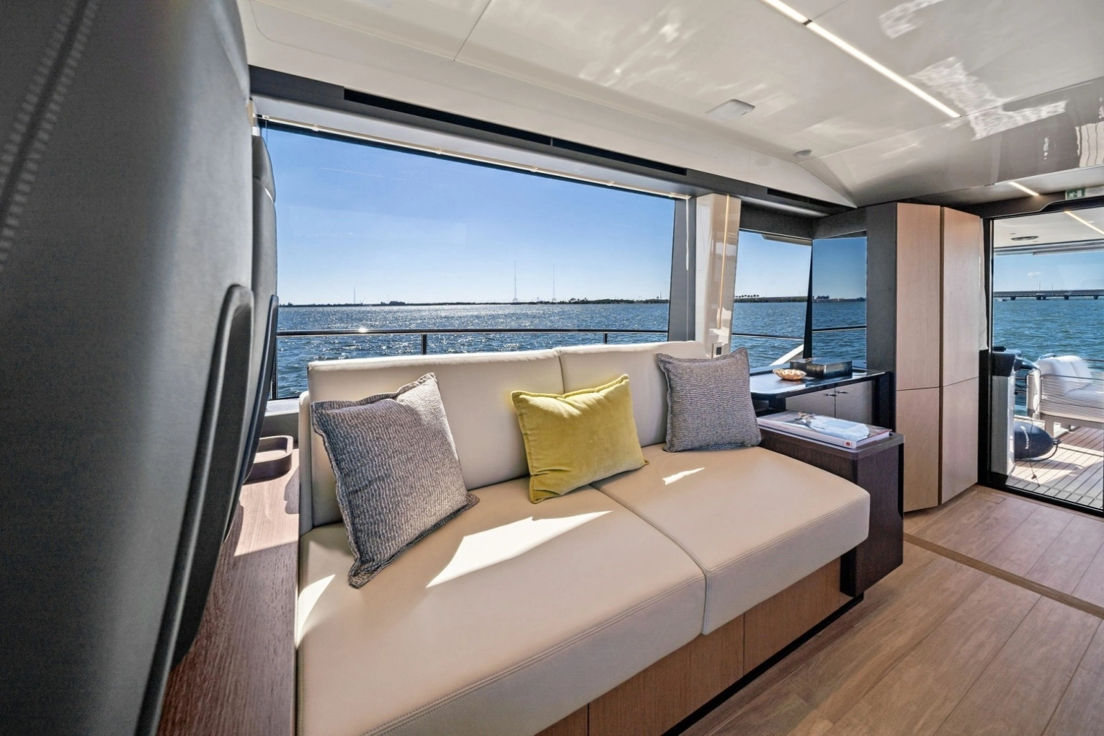 New 2027 56 Absolute Fly 56ft Absolute Yacht For Sale