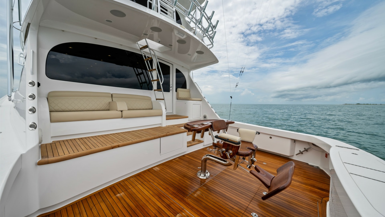 Spacious Aft Deck with Seating