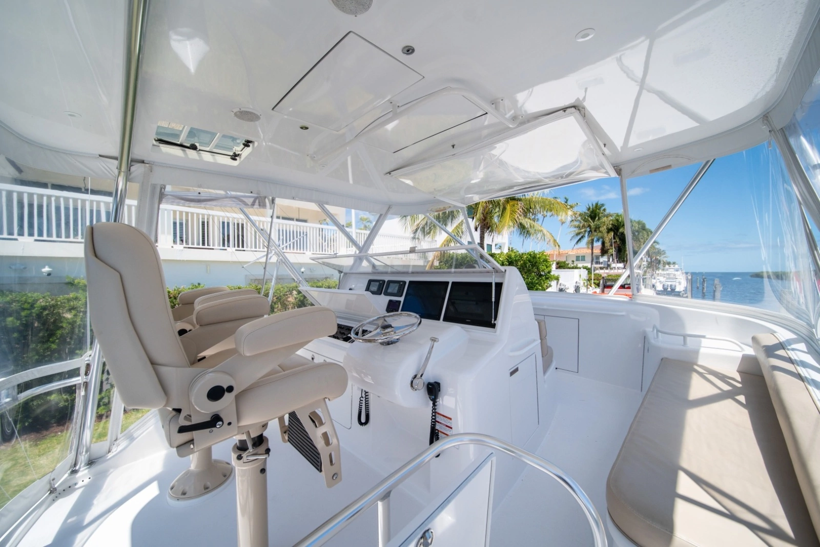 2017 Hatteras 54 GT