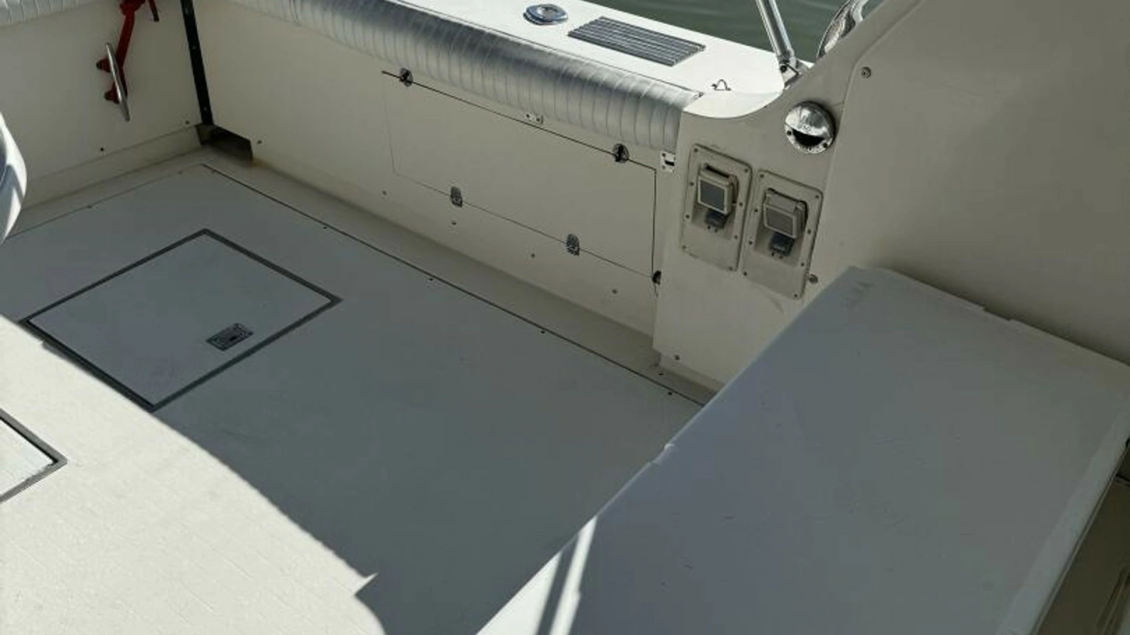 1983 Bertram 385 Convertible Cast Off II