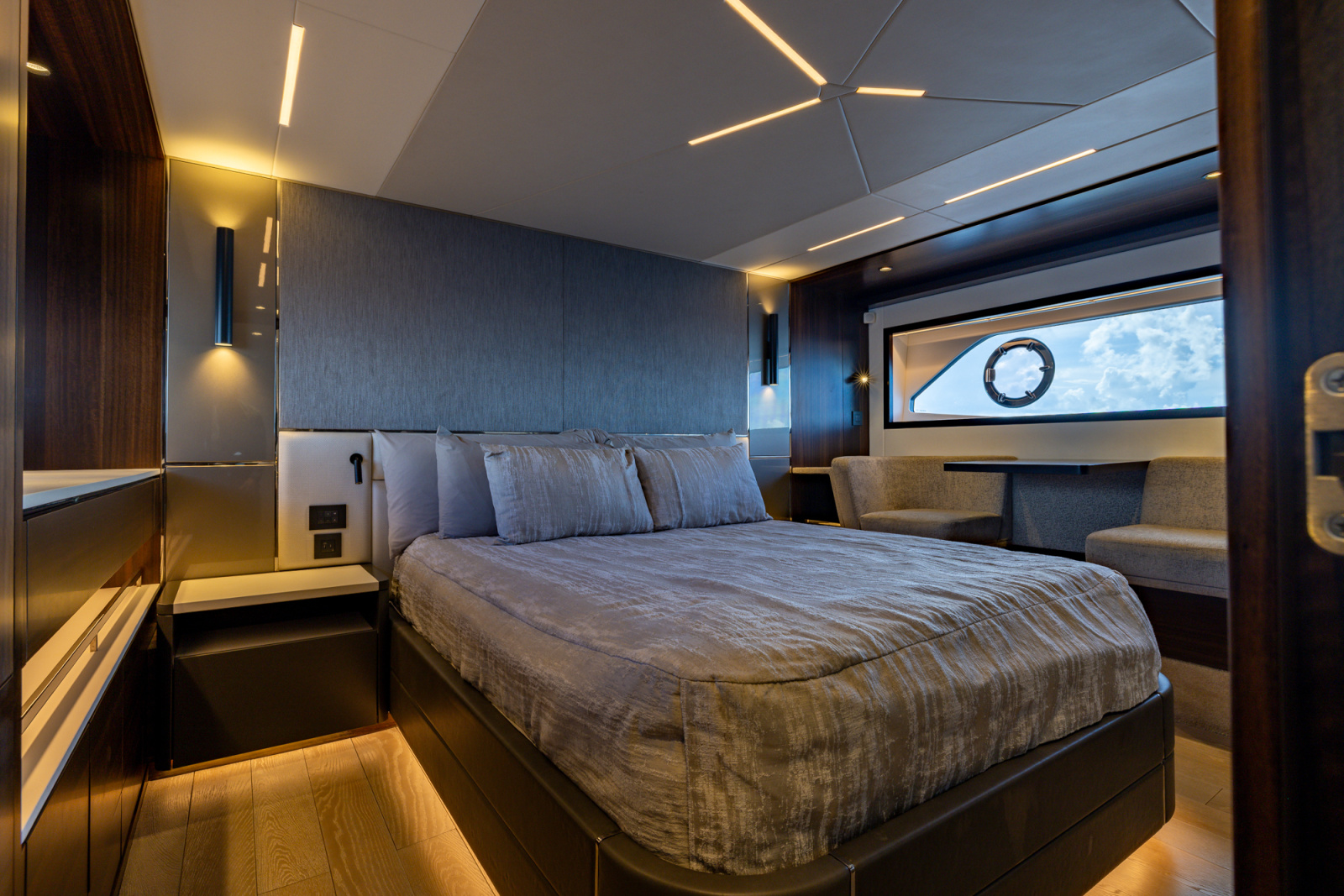 2022 Sunseeker Manhattan 68