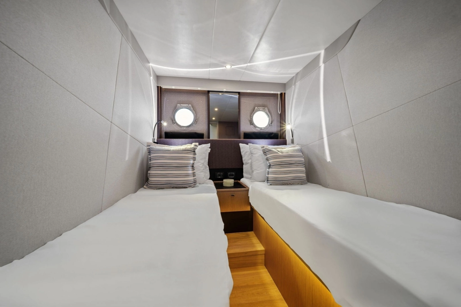 New 2027 56 Absolute Fly 56ft Absolute Yacht For Sale