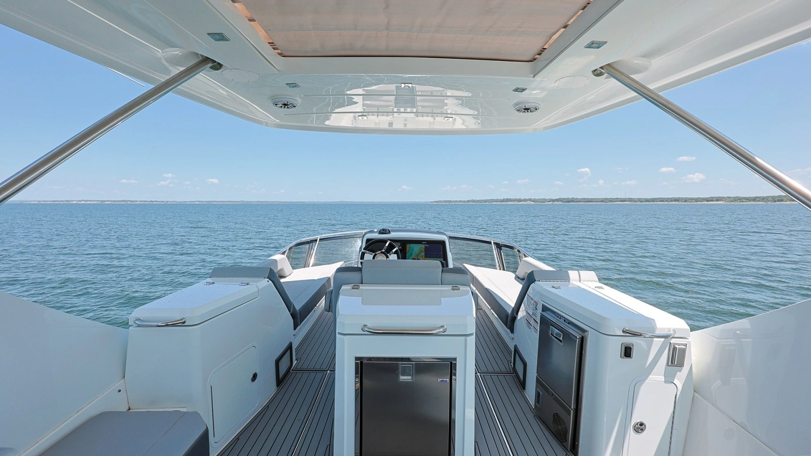 Spacious Cockpit with Ocean View