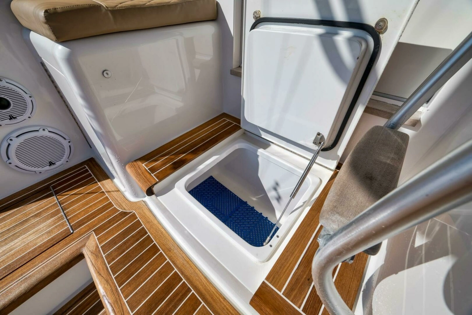 2011 Viking 76 Enclosed Bridge- TEUSEAS- Cockpit
