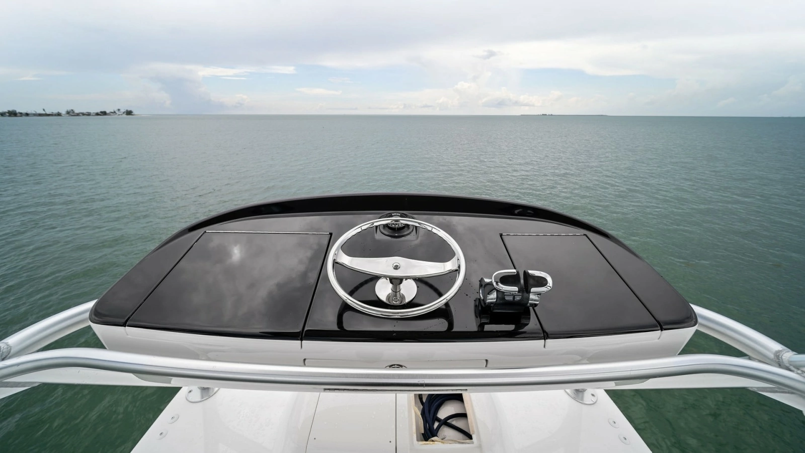 Flybridge Helm Station