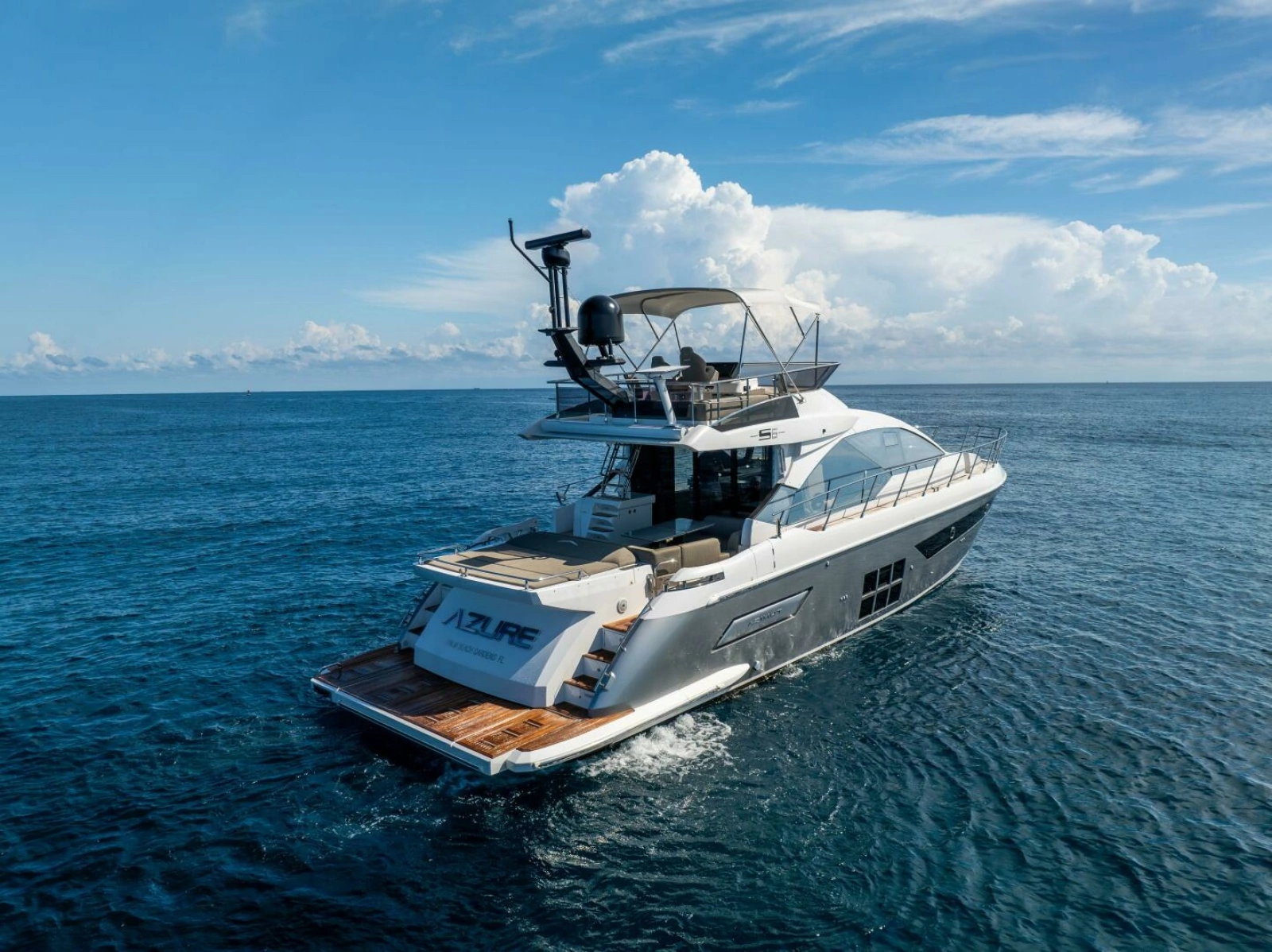 Azimut 60 - Azure - Profile