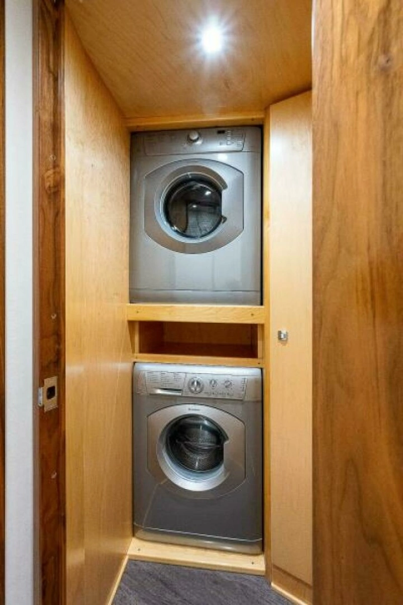 Viking 75 MIRAGE - Laundry