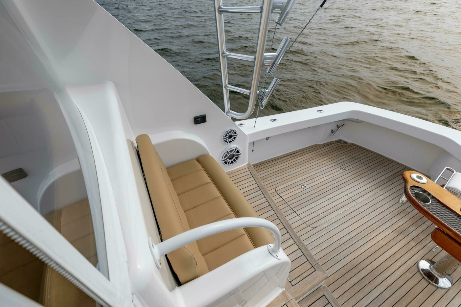 52' 2015 Viking 52 Sport Tower