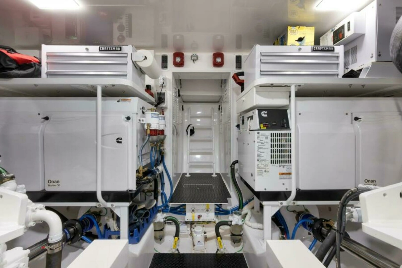 2024 Viking 68 Convertible- GYS TRADE- Generators