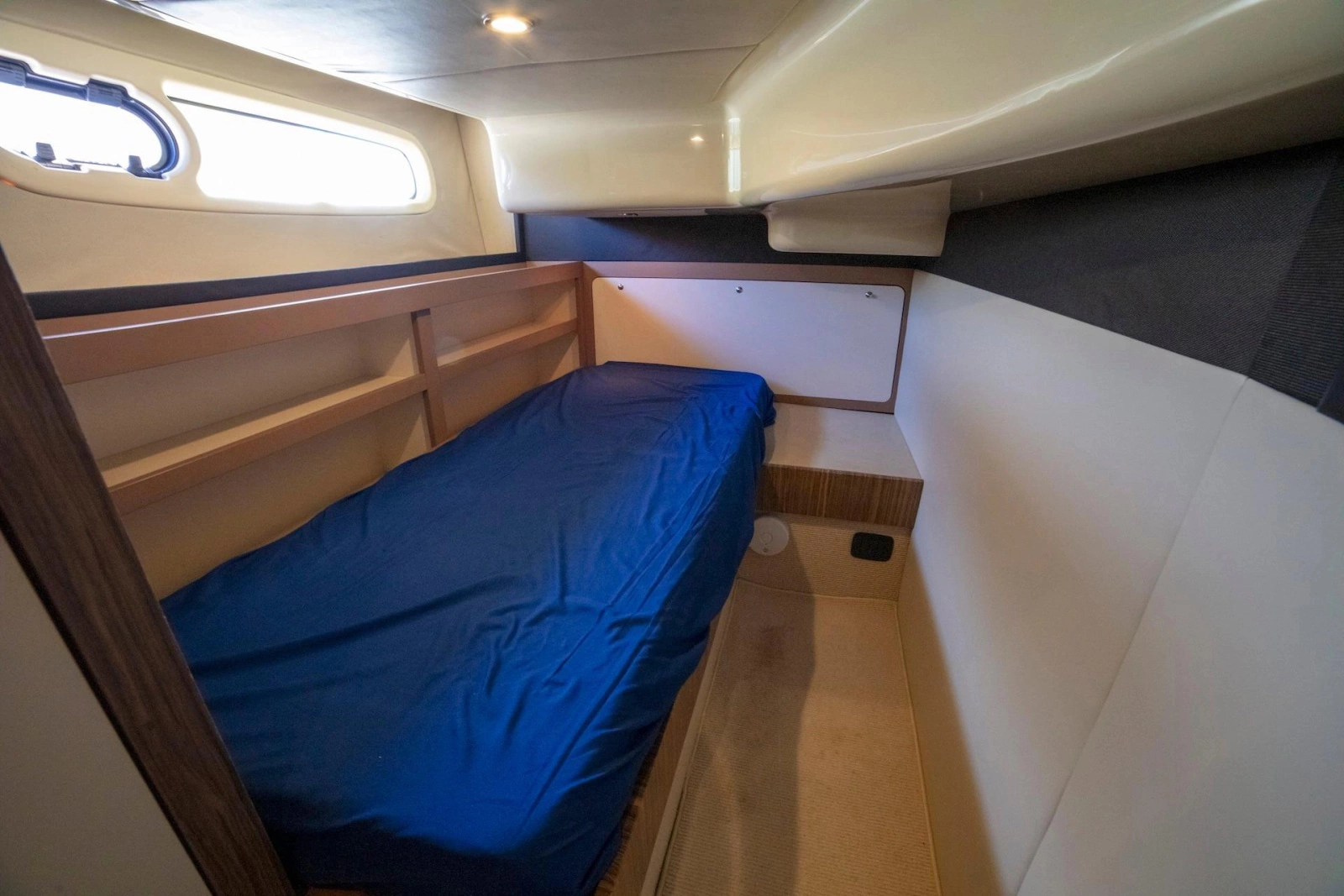 2015 Azimut Magellano 43