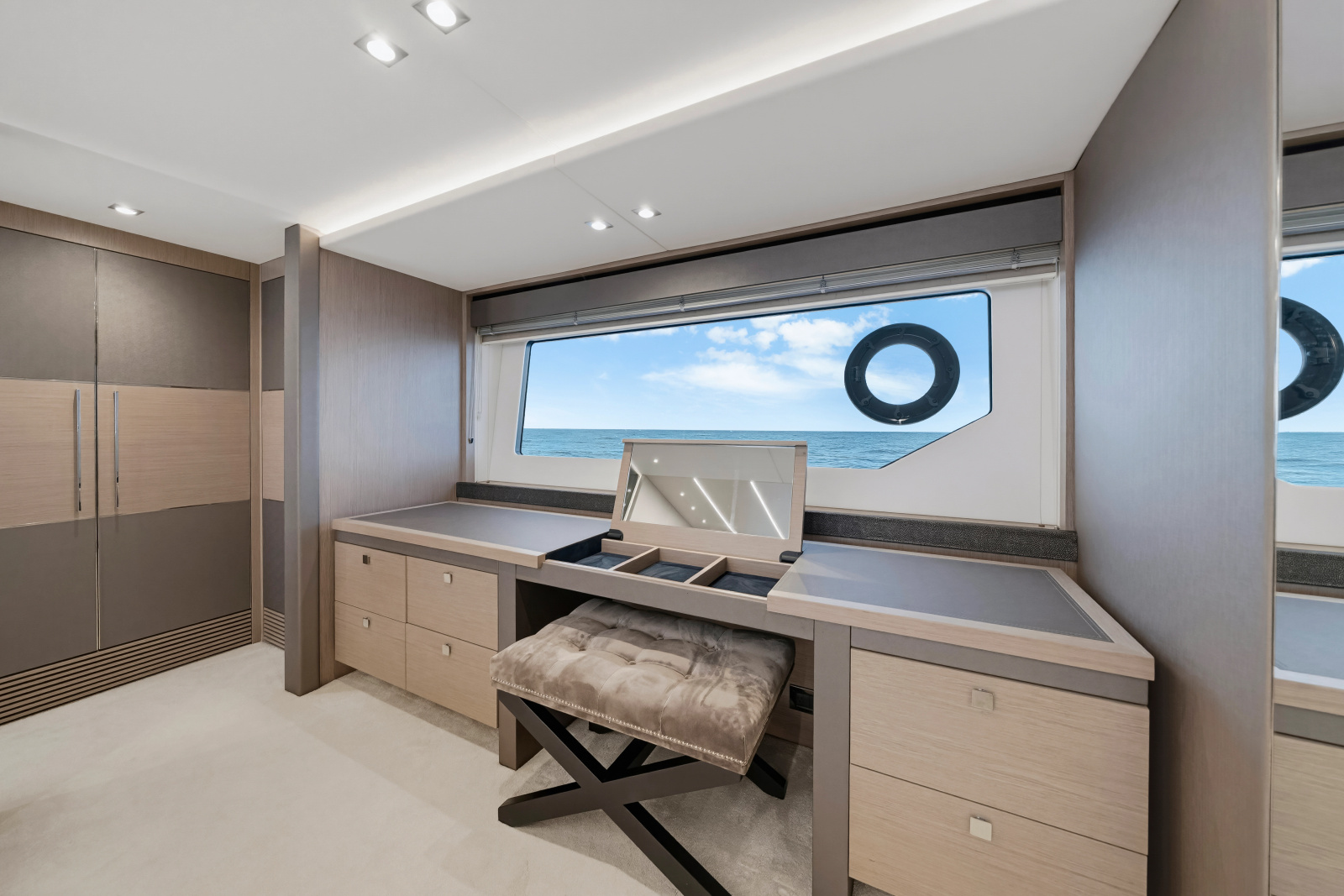 2020 Sunseeker 76 Yacht