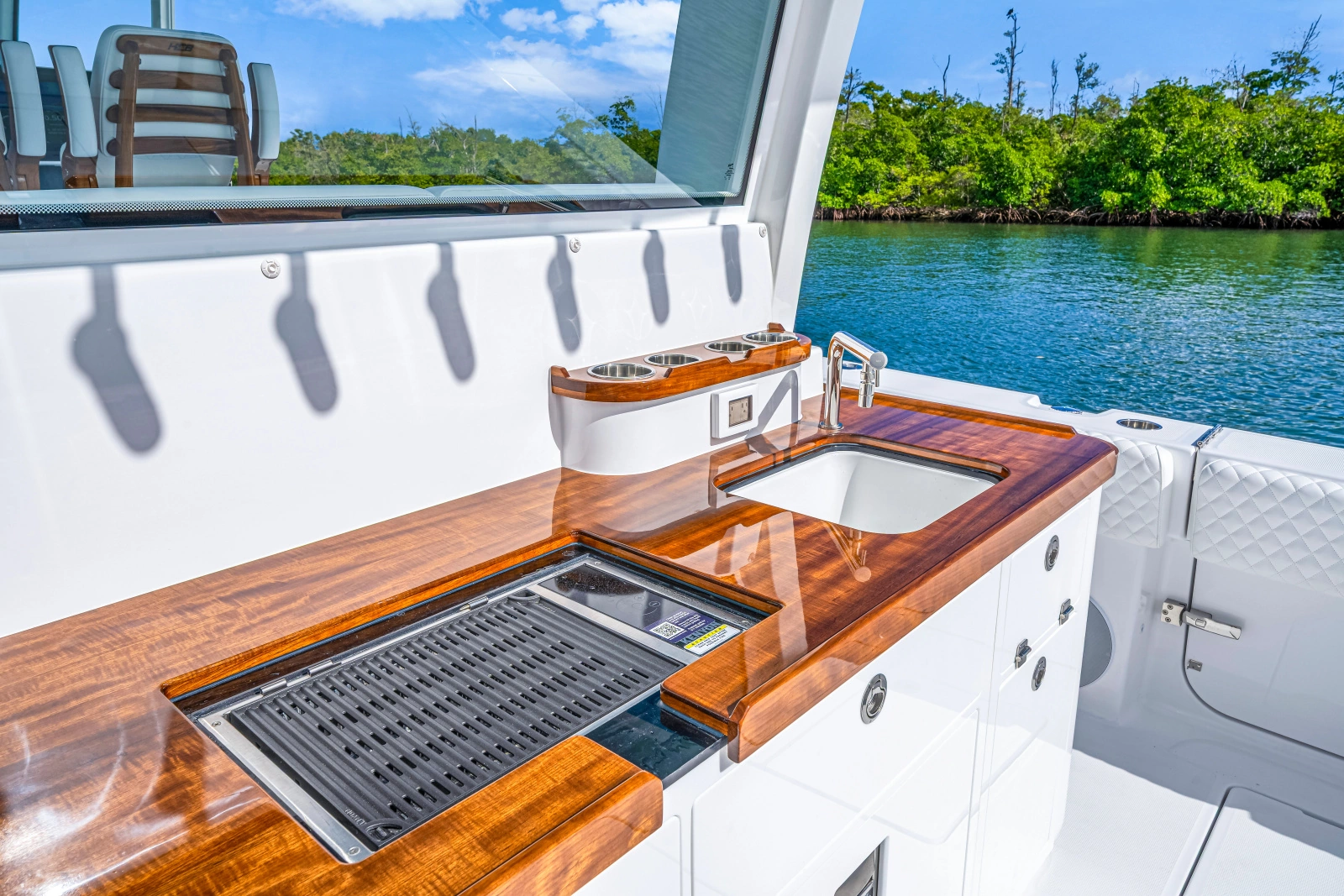56 Suenos GIX 56ft HCB Yacht For Sale