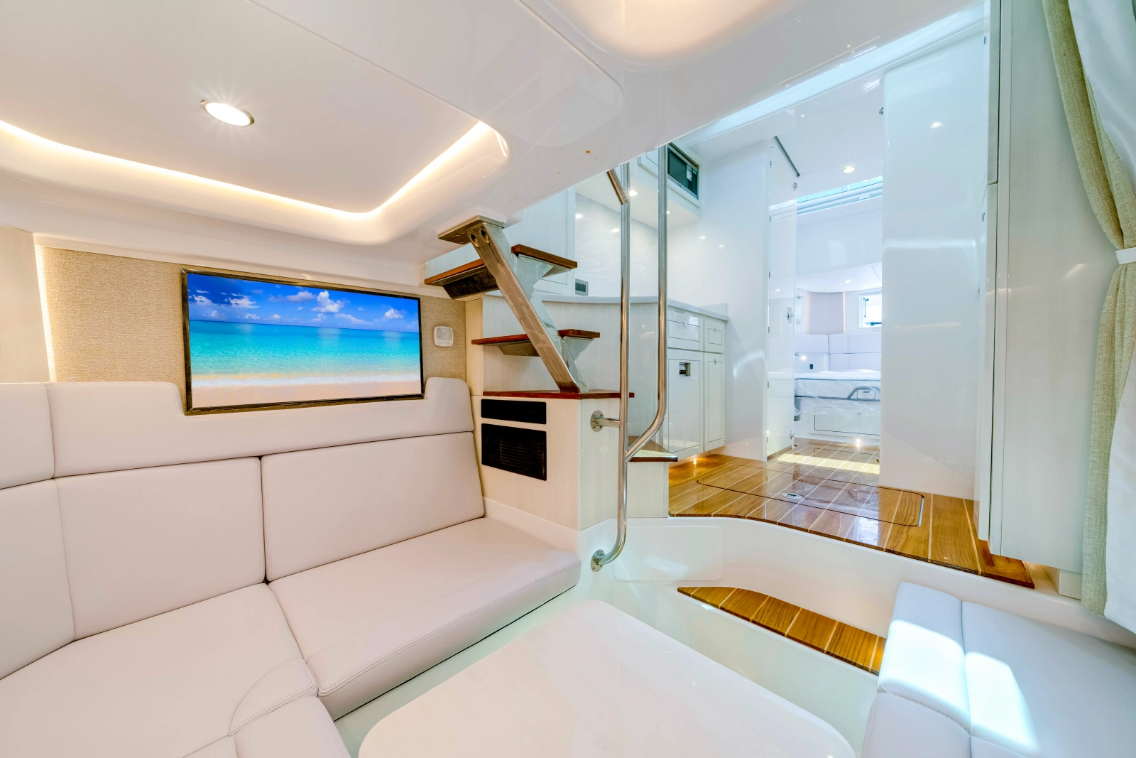 56ft HCB Yacht For Sale