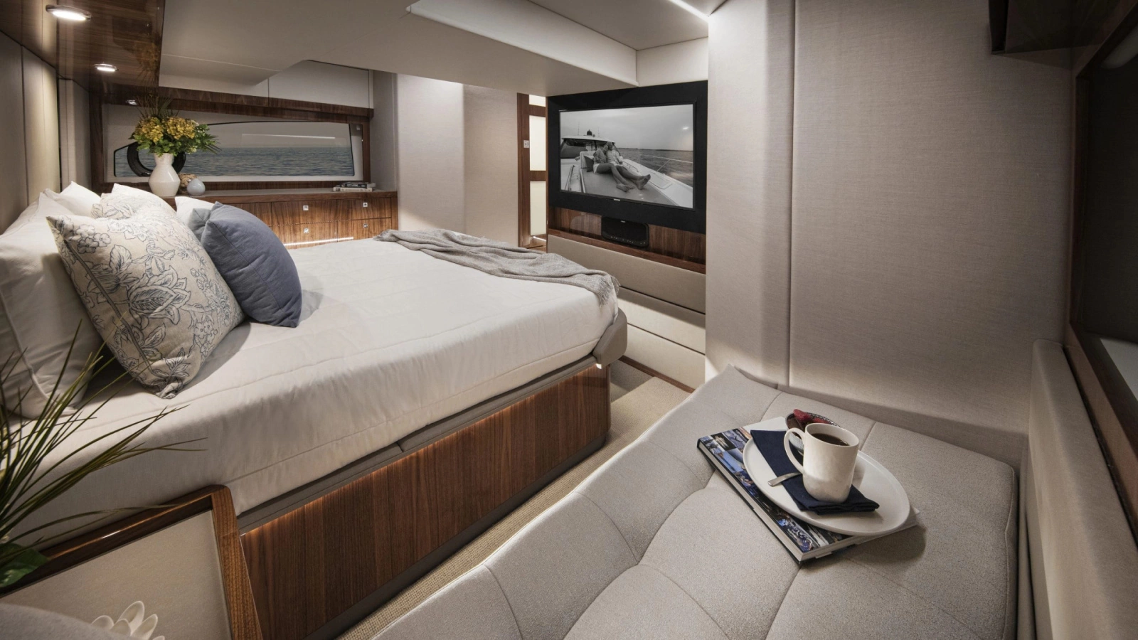 505 SUV 55ft Riviera Yacht For Sale