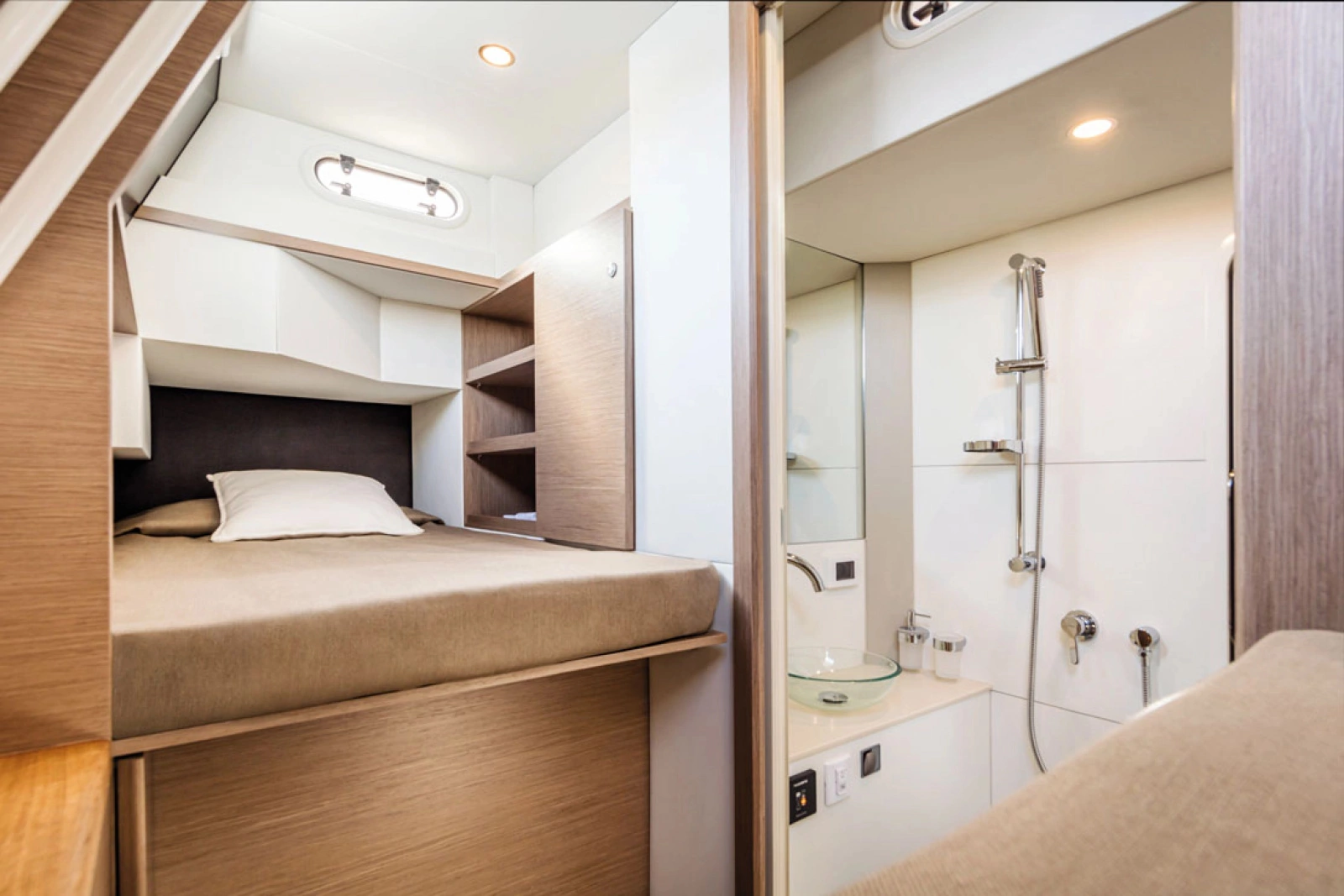 NAVETTA 58 58ft Absolute Yacht For Sale