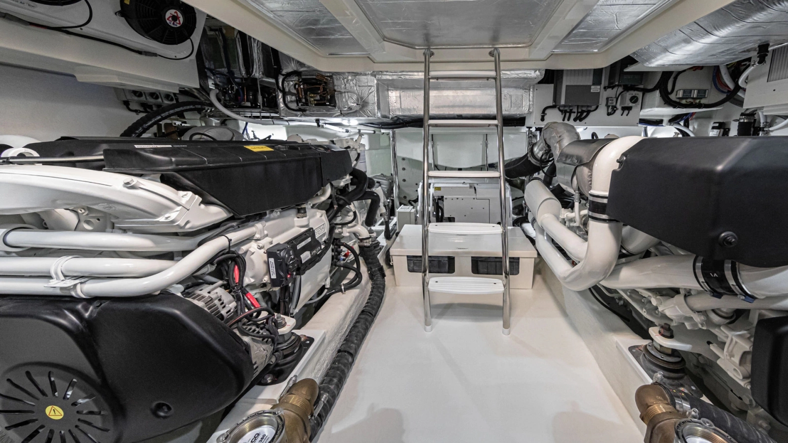 50 Sports Motor Yacht 50ft Riviera Yacht For Sale