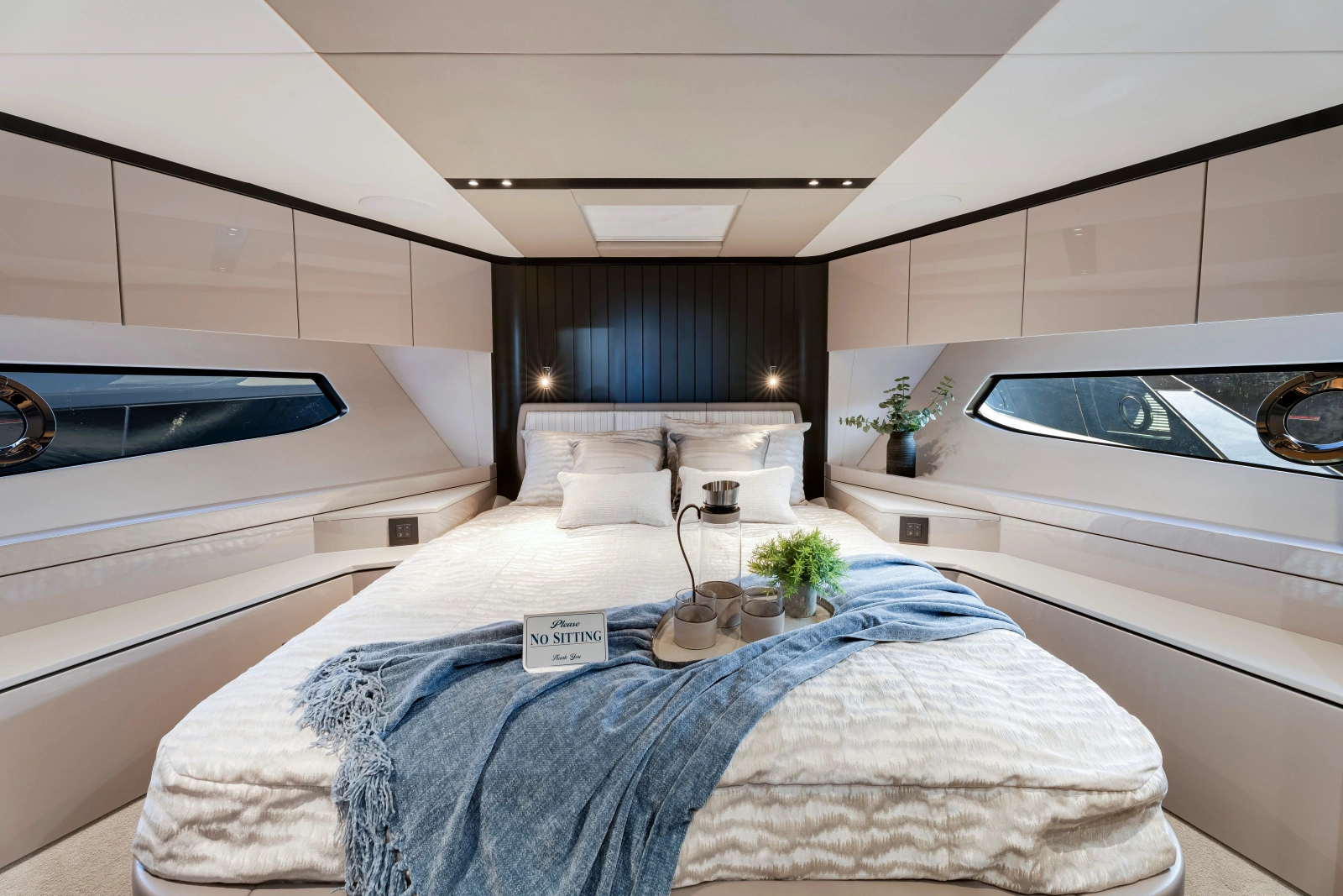 MANHATTAN 68 68ft Sunseeker Yacht For Sale