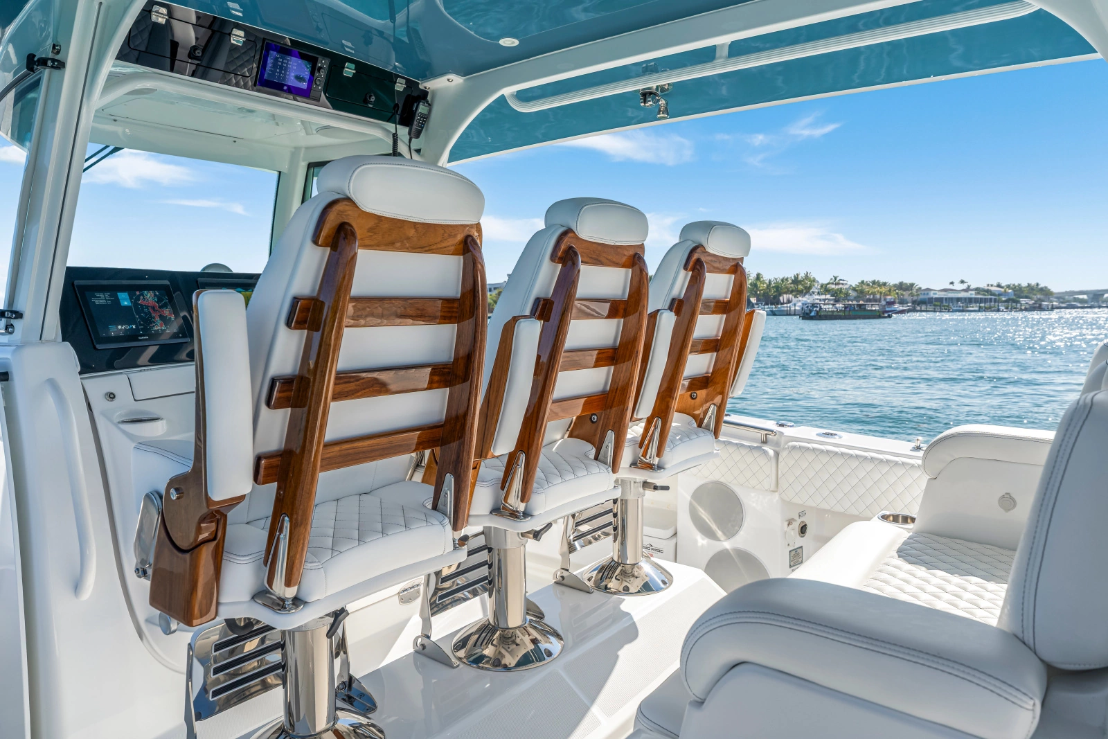 42ft HCB Yacht For Sale