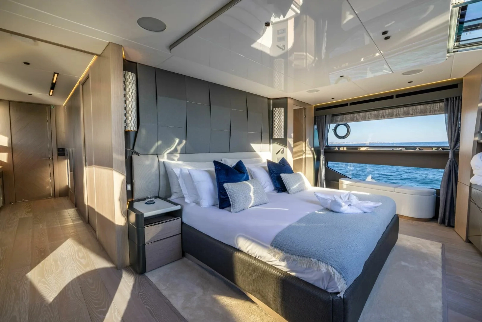 100 YACHT 100ft Sunseeker Yacht For Sale