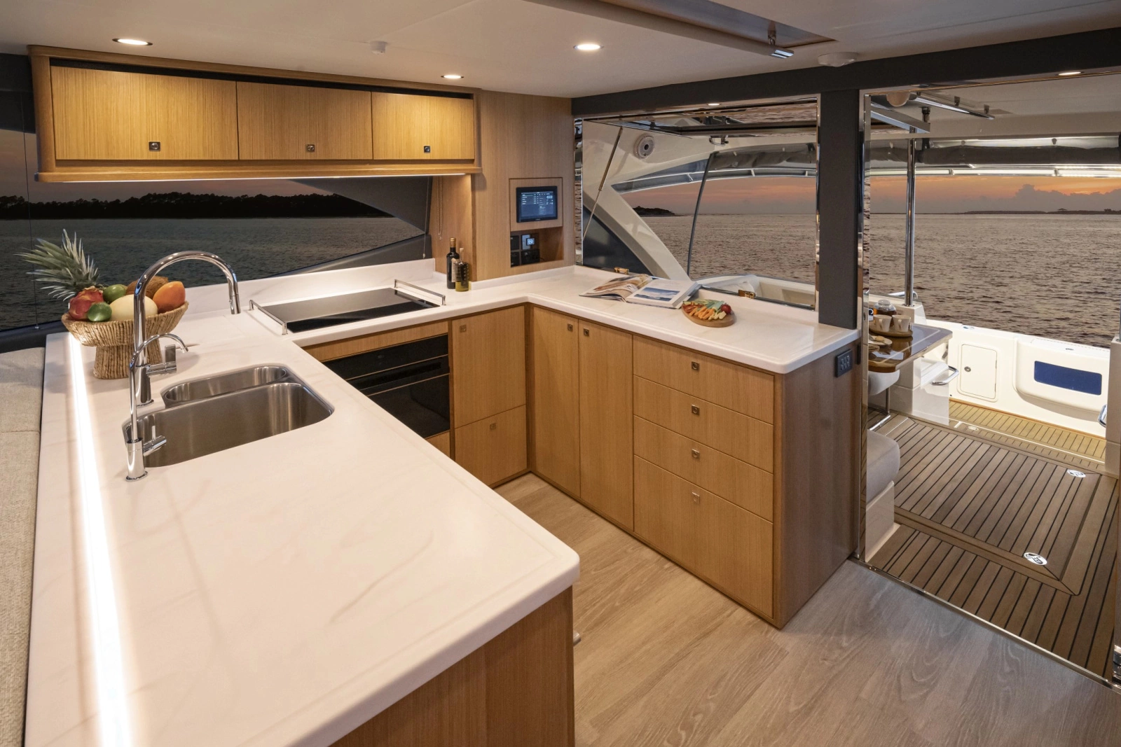 58 Sports Motor Yacht 58ft Riviera Yacht For Sale