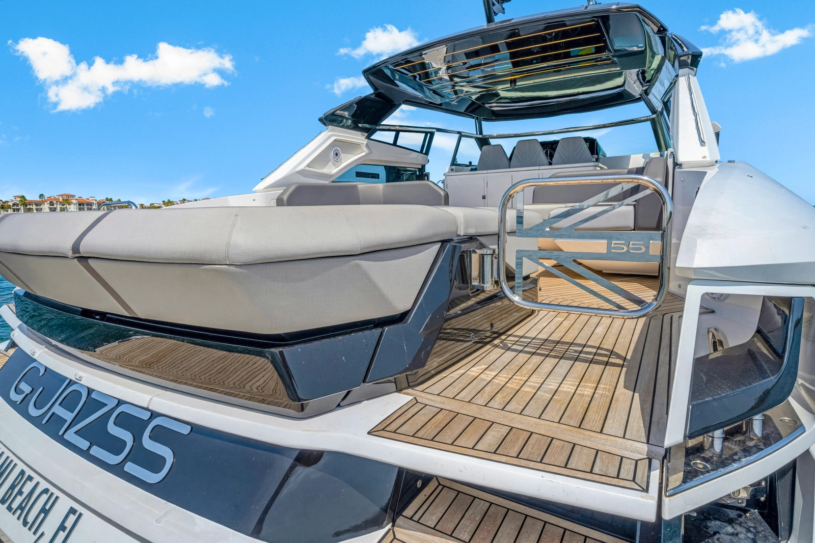 2024 Sunseeker Superhawk 55