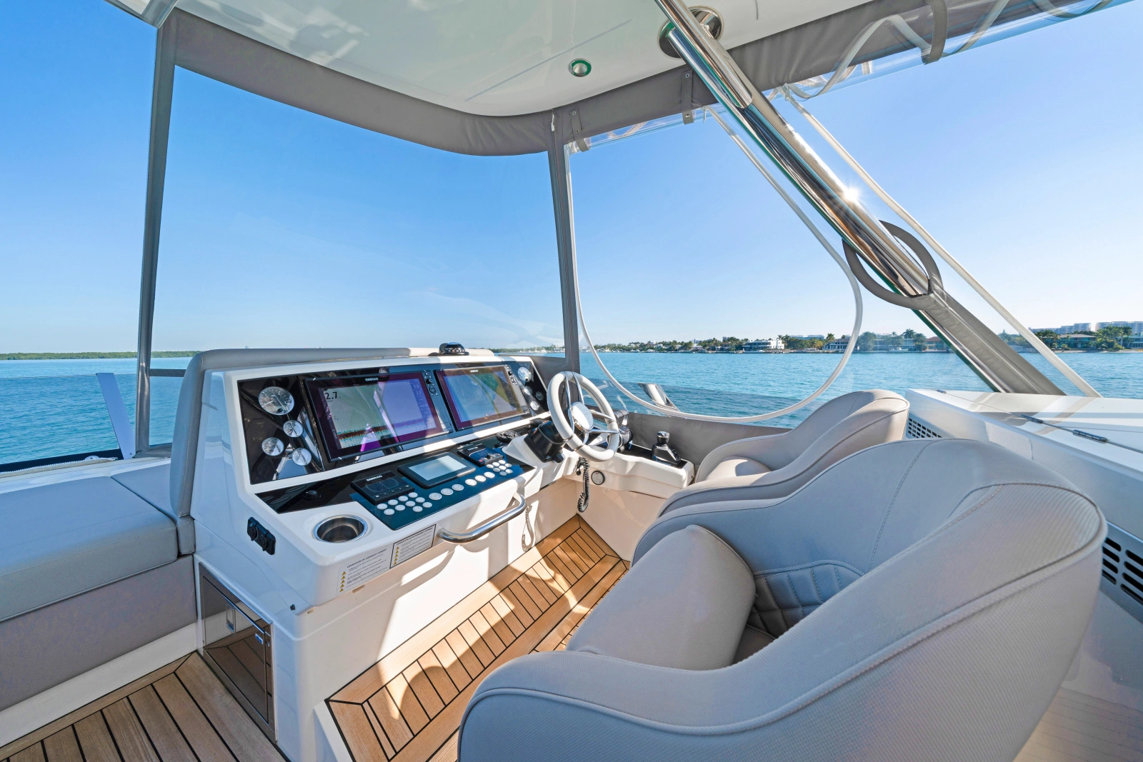2020 Sunseeker 76 Yacht
