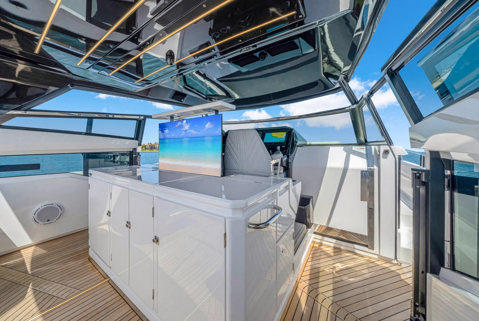 2024 Sunseeker Superhawk 55