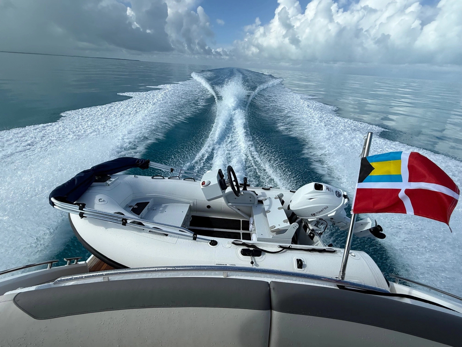 2025 Princess V40