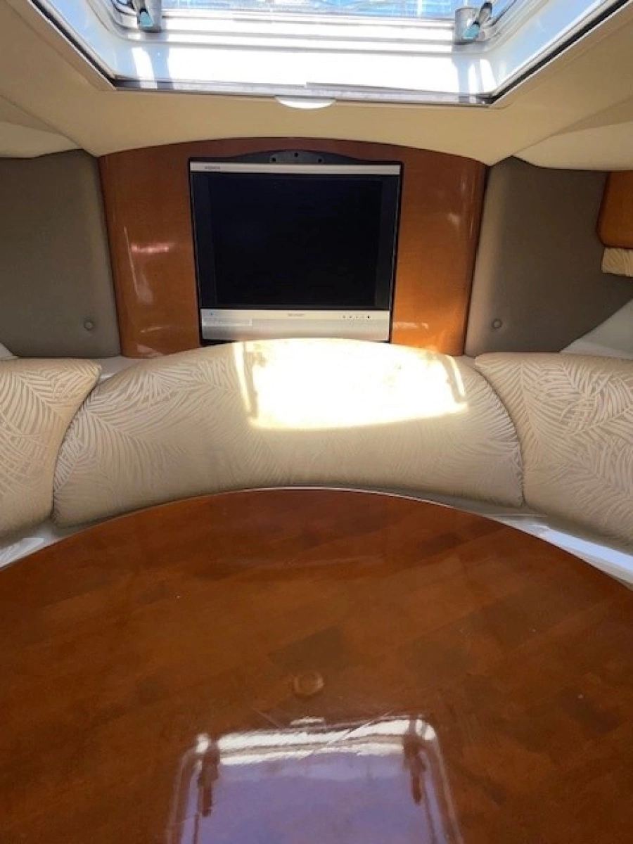 2007 Chaparral 330 Signature