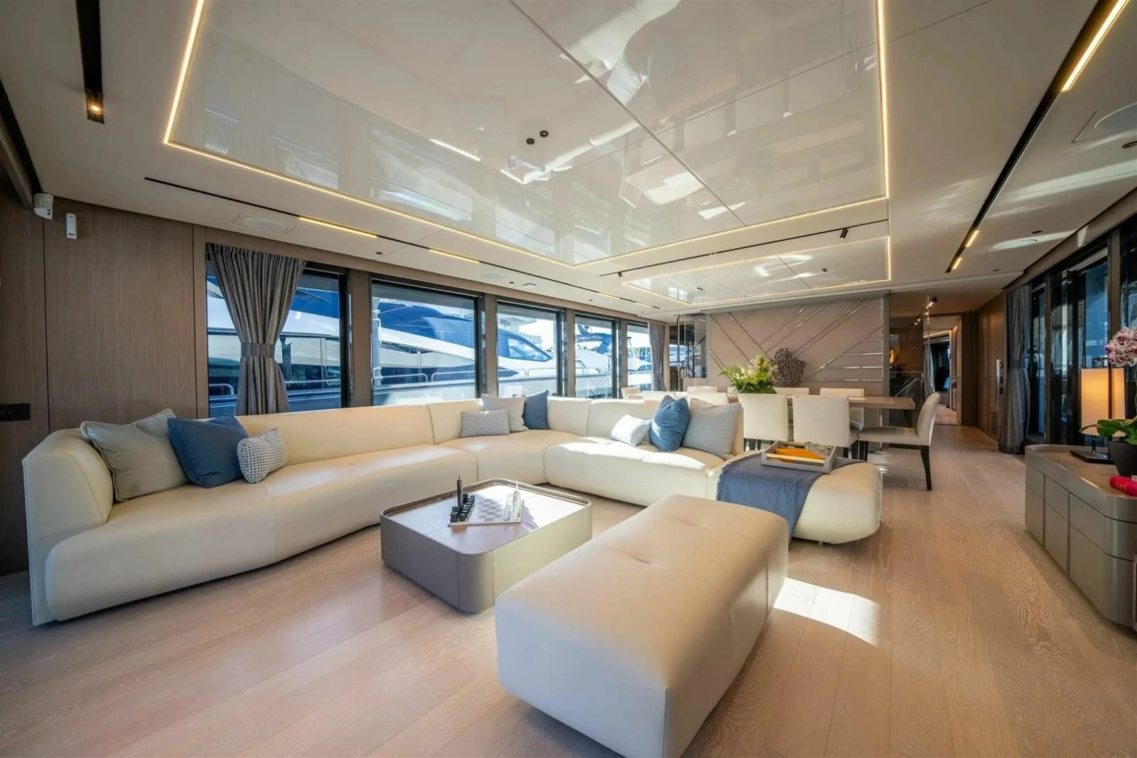 100 YACHT 100ft Sunseeker Yacht For Sale